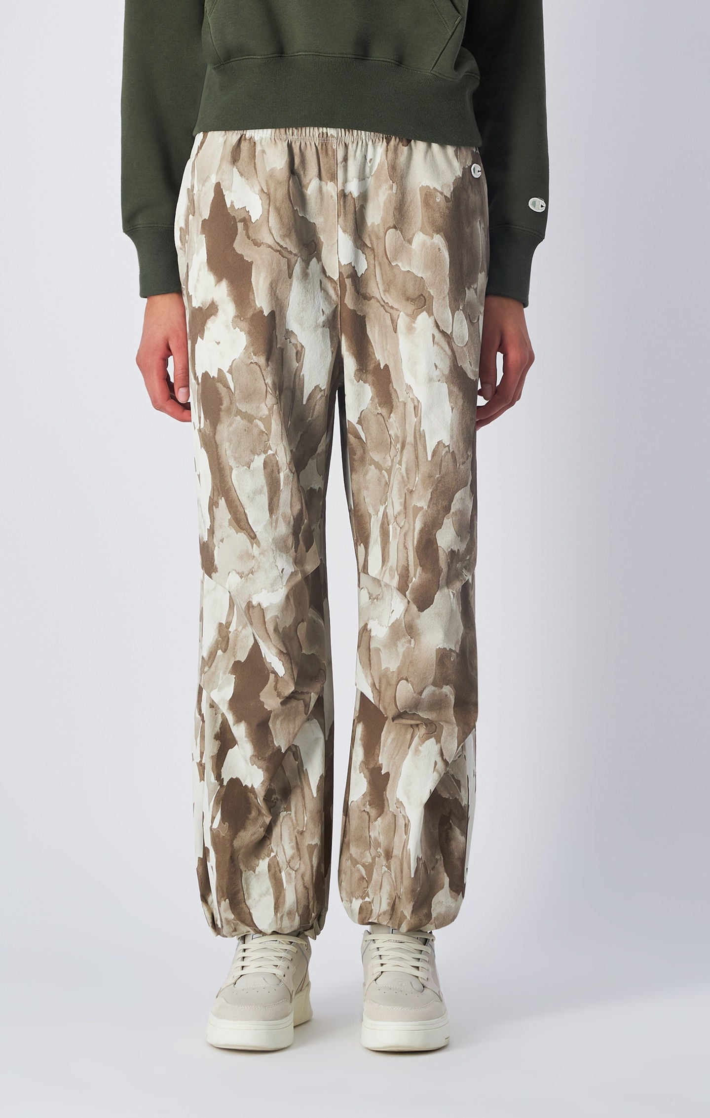 Pantaloni parachute mimetici