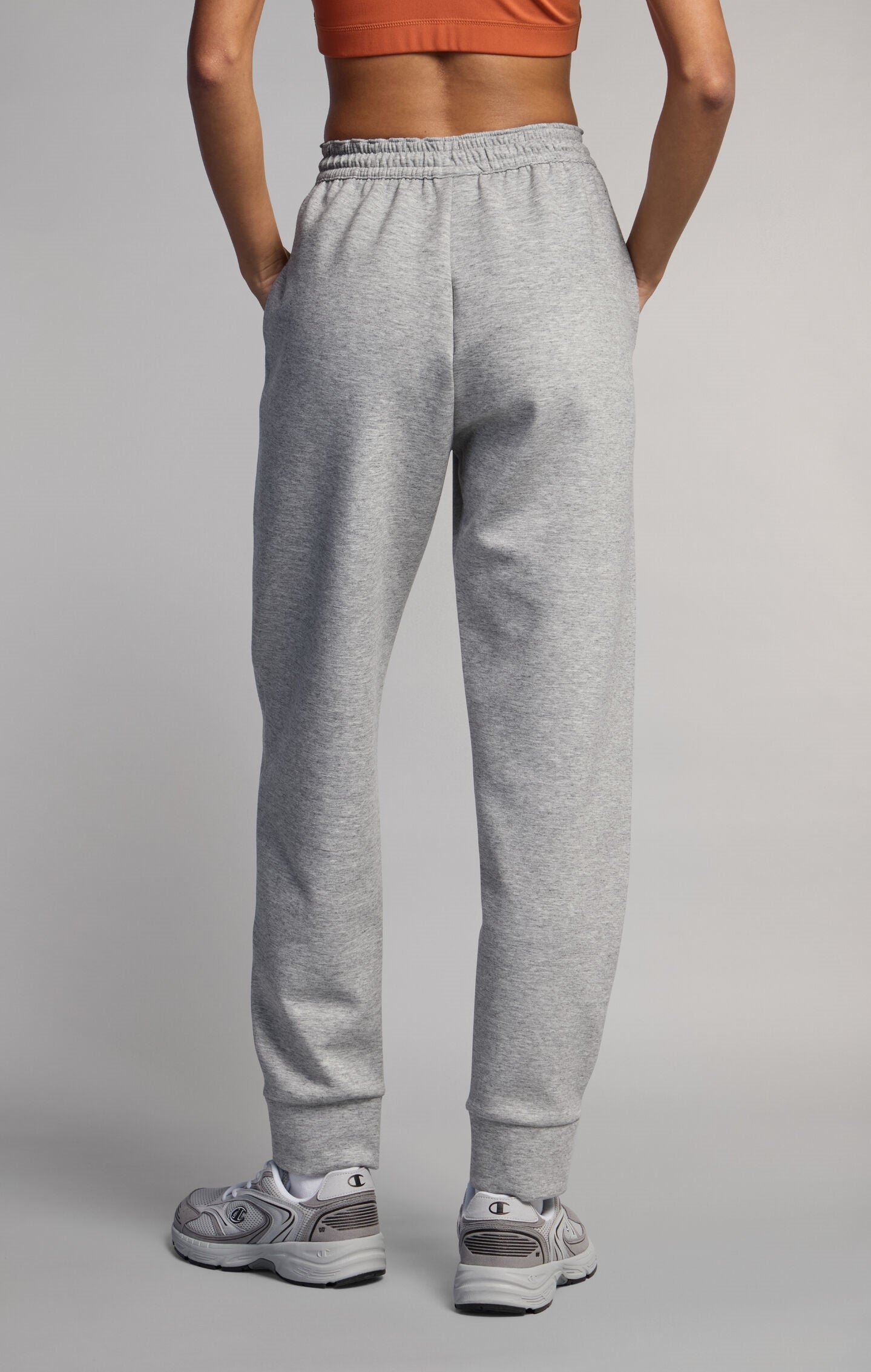 Joggers de Mujer Slim Fit en Interlock Elástico C-Tech