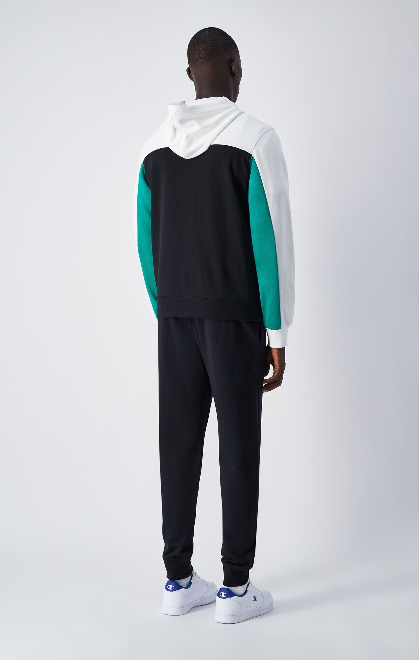 Chándal  con sudadera con capucha y cremallera para hombre