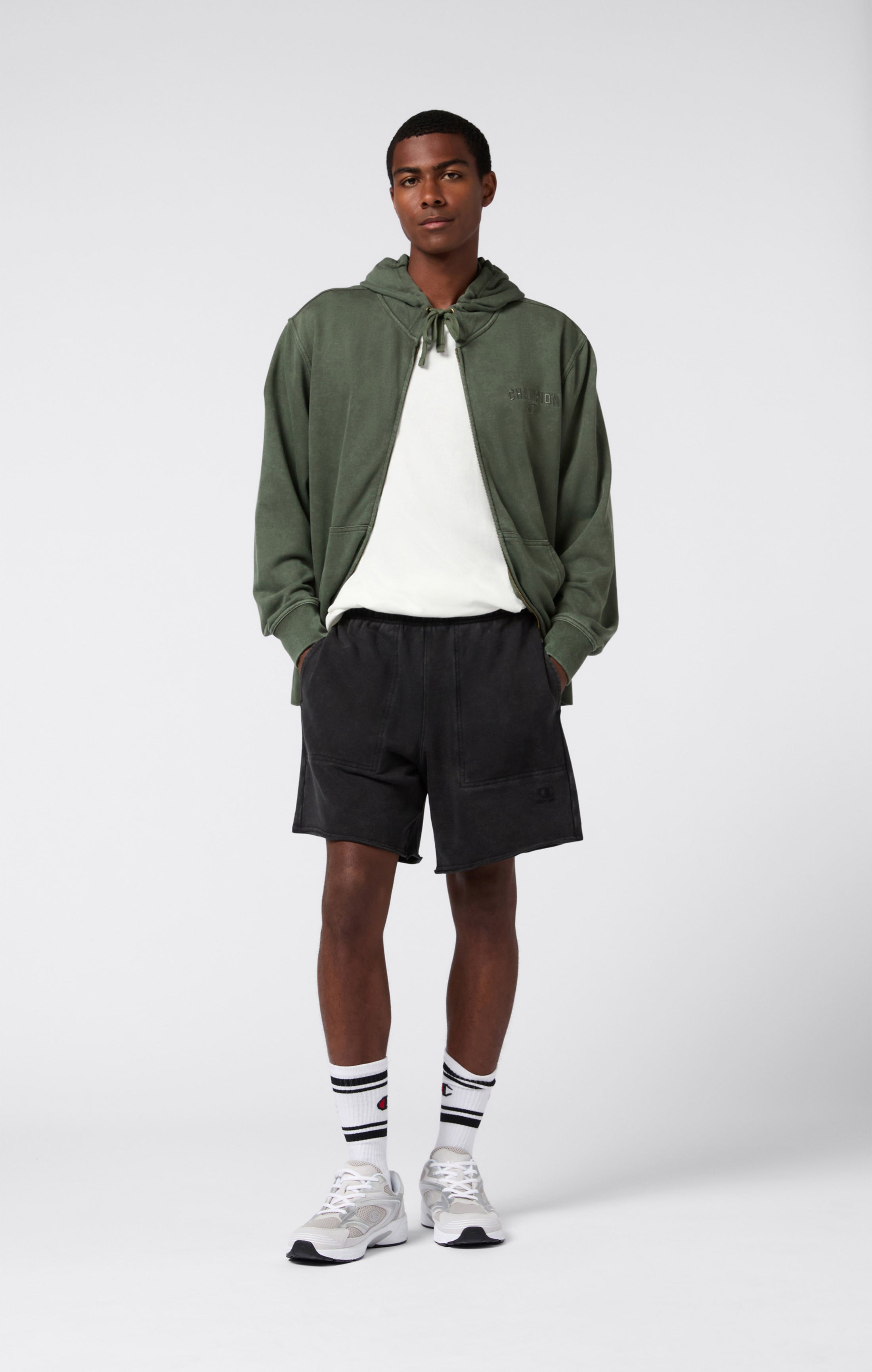 Men's Side Seam Shorts with Hidden Pockets