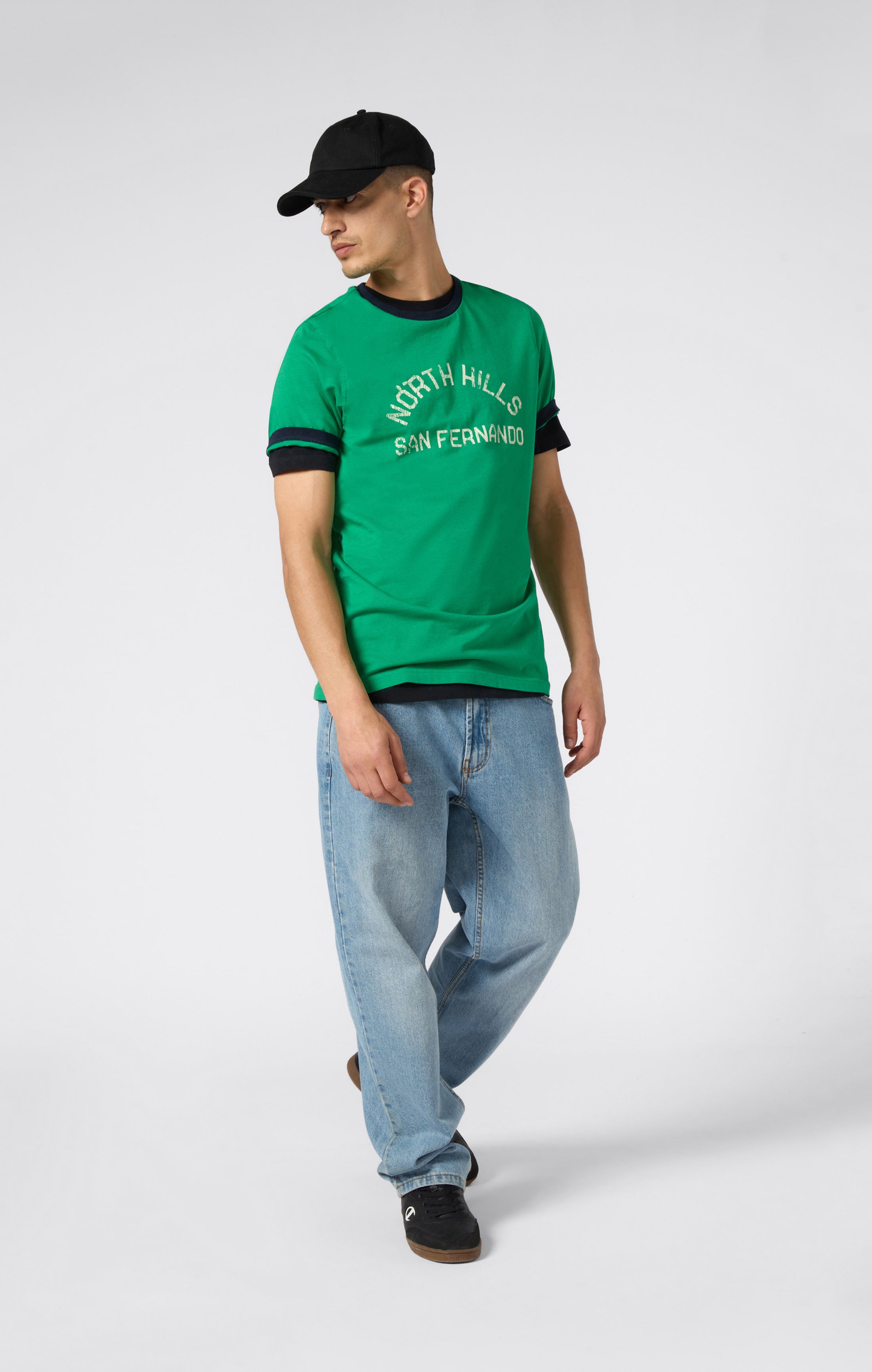 T-shirt homme à col rond avec imprimé et bordures contrastantes