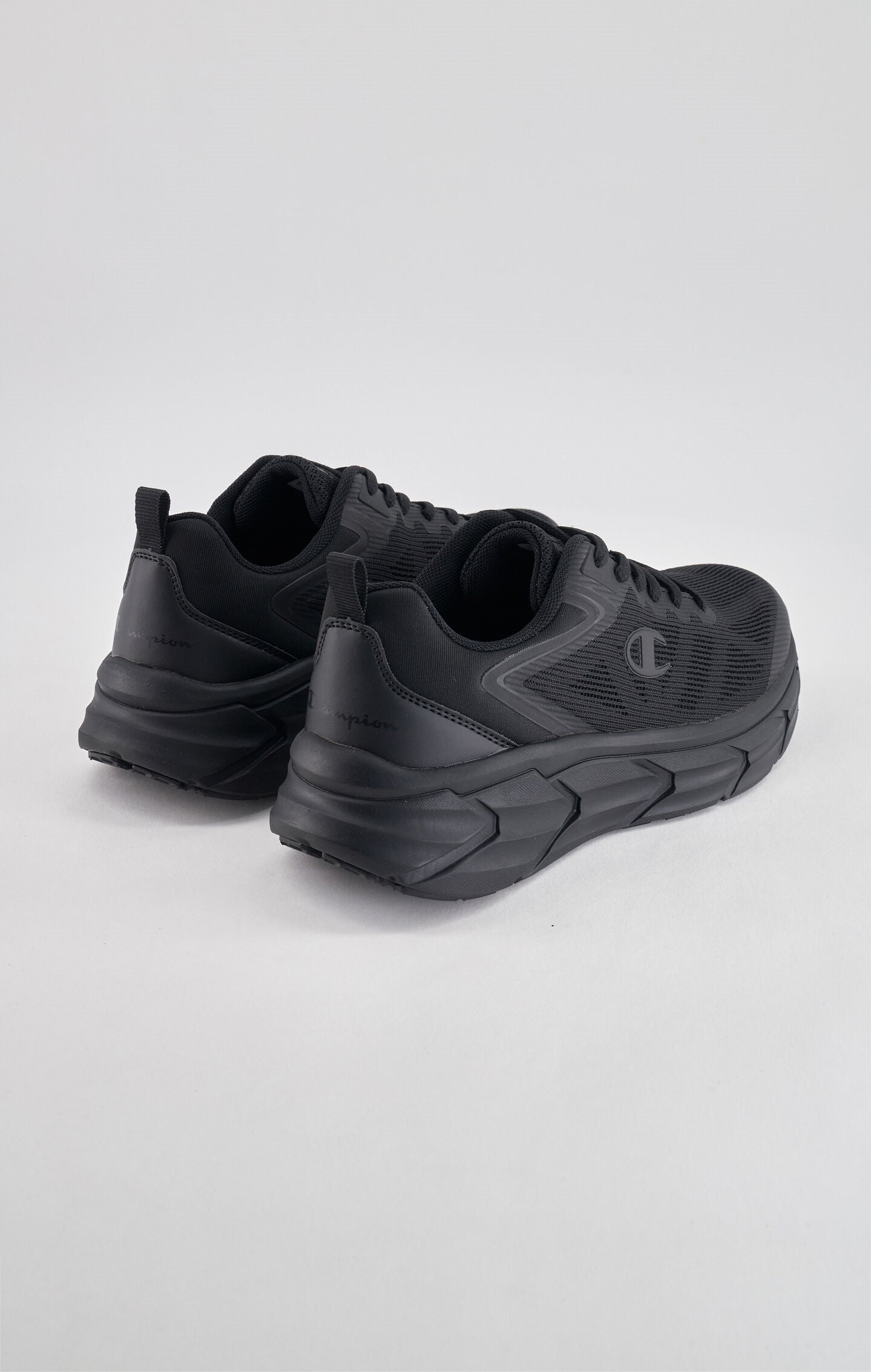 FX III Low-Top-Turnschuhe