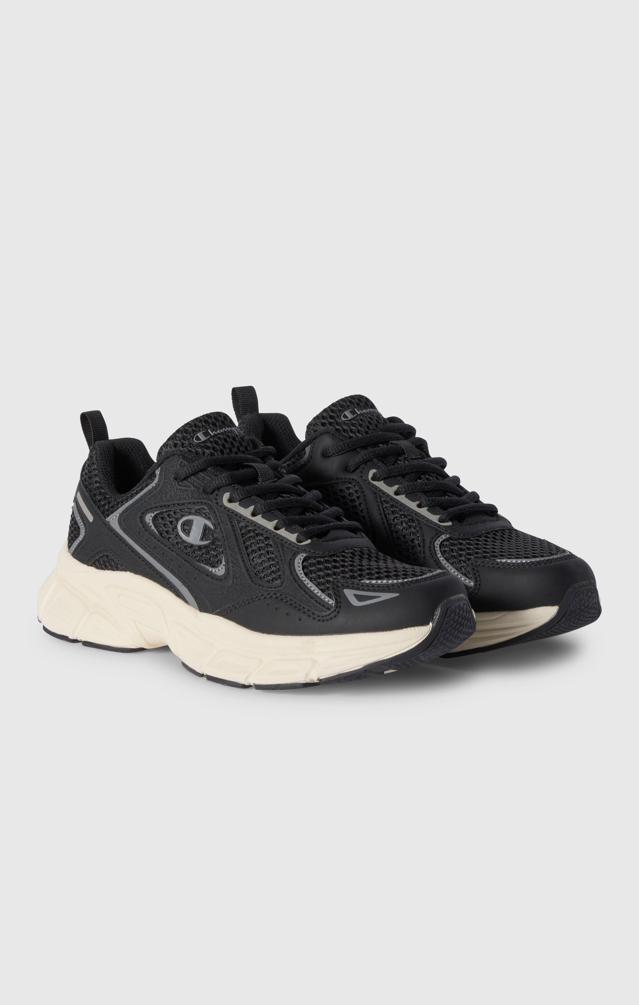 RT25 Mesh Low Sneakers