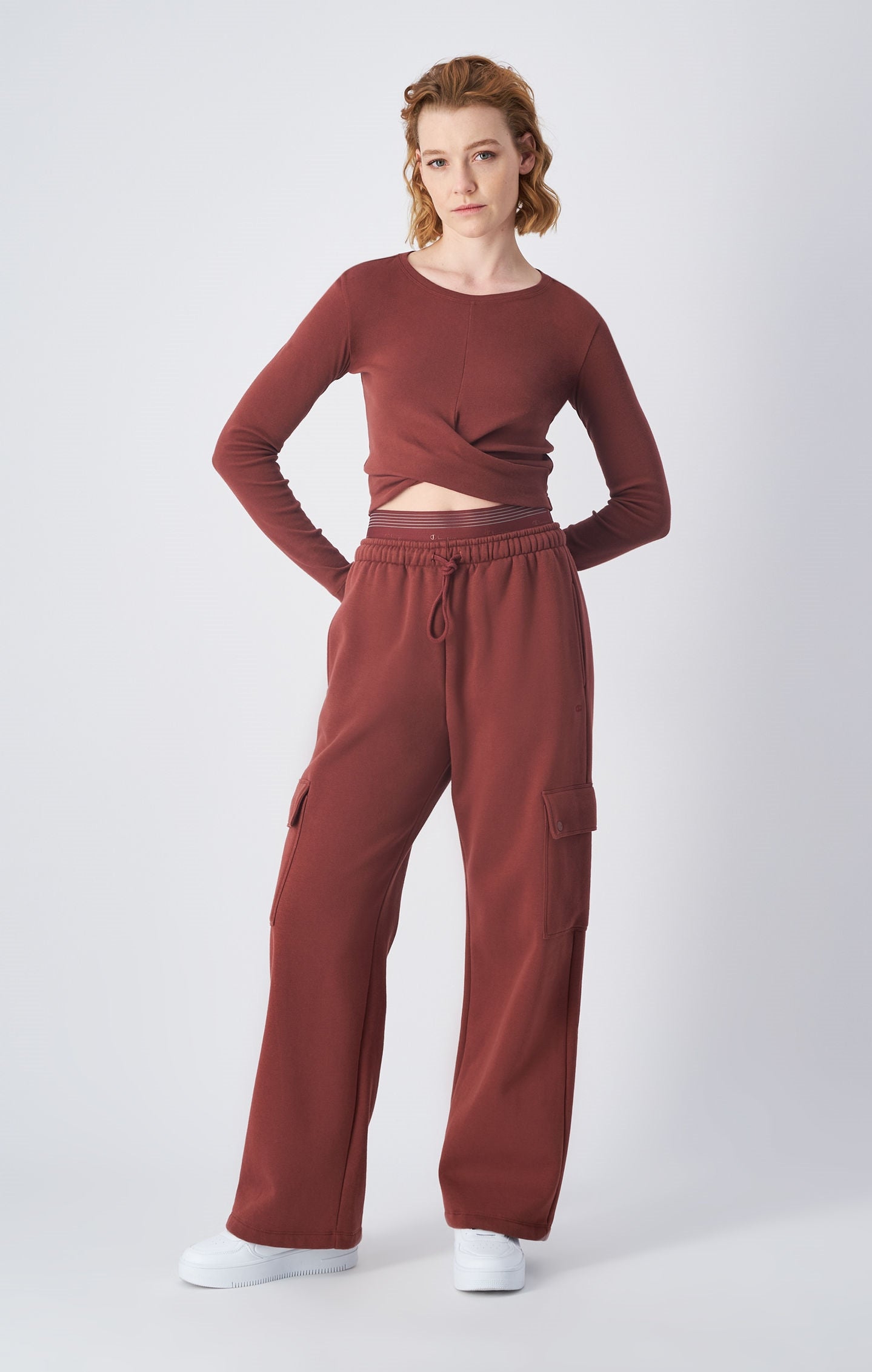 Haut à manches longues croisé sur le devant