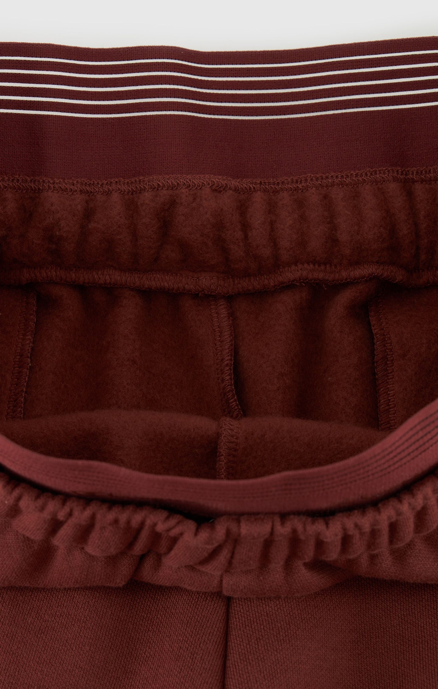 Pantaloni joggers cargo in felpa a gamba ampia