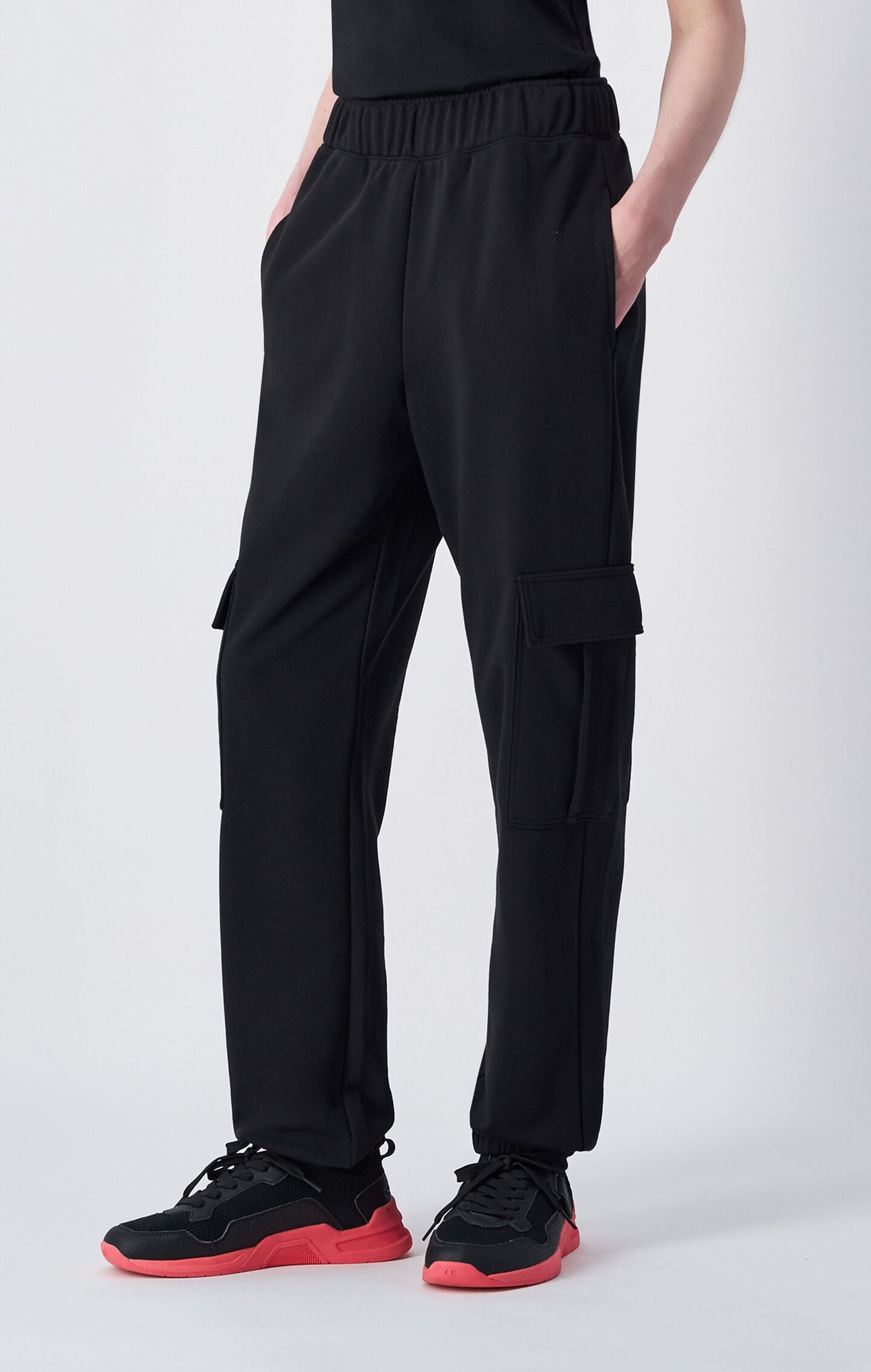 Women's Lightweight Cargo Pants with Elastic Ankles