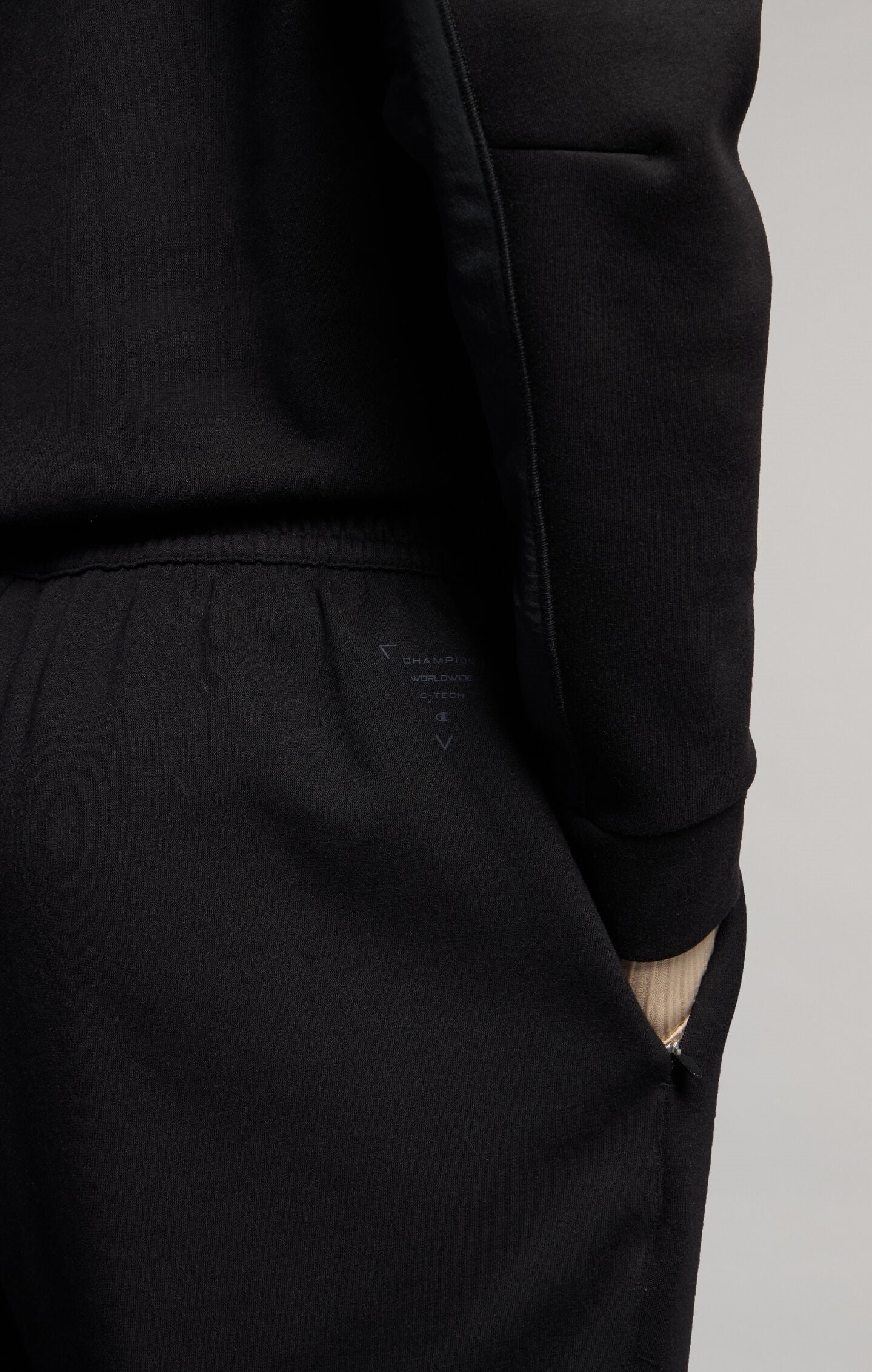 Joggers Femme Slim Fit en Interlock Extensible C-Tech
