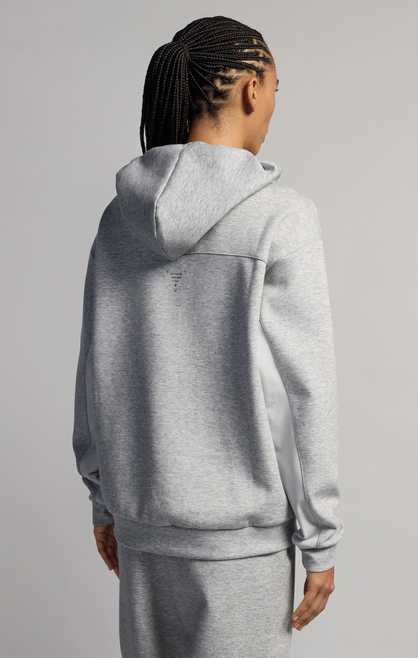 Women's Hooded Zip Sweatshirt in Stretch Nylon C-Tech