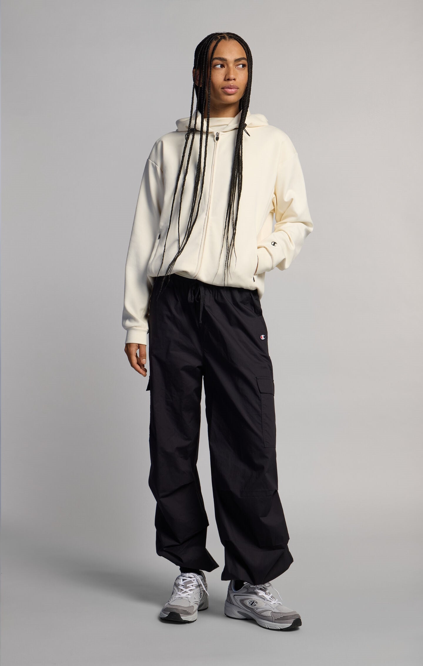 Damen-Kapuzenjacke mit Reißverschluss aus Stretch-Nylon C-Tech