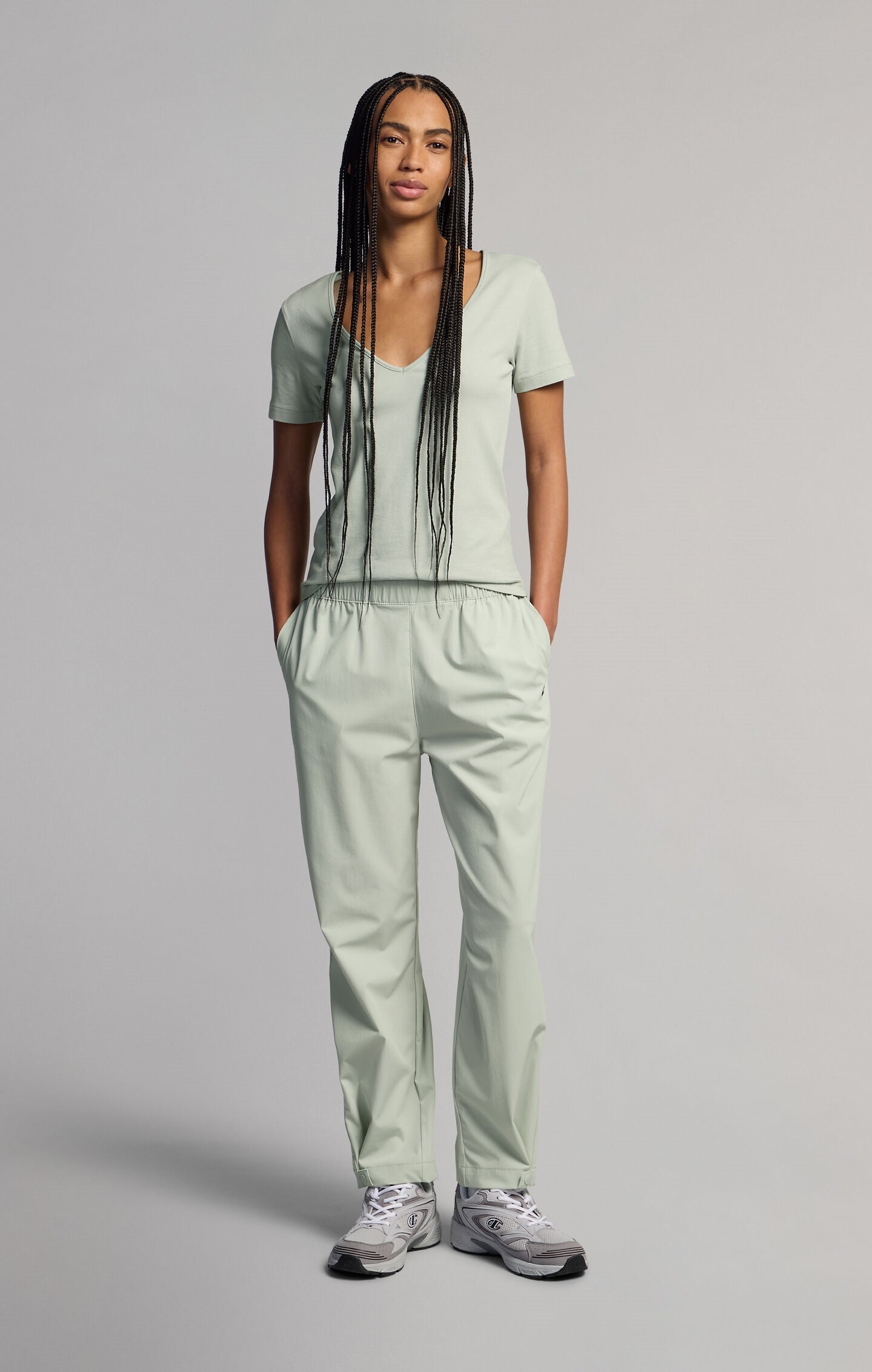 Women's Trousers in Lightweight Stretch Nylon C-Tech