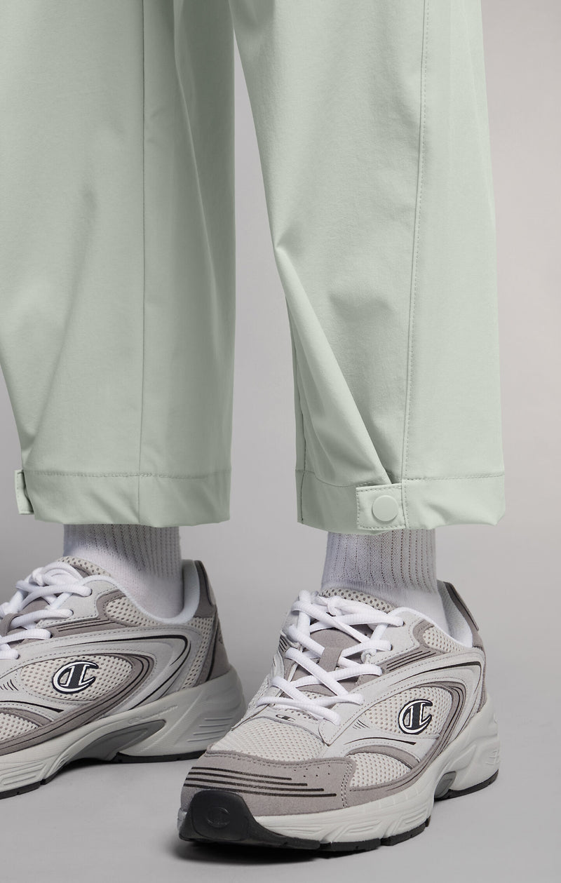 Women's Trousers in Lightweight Stretch Nylon C-Tech