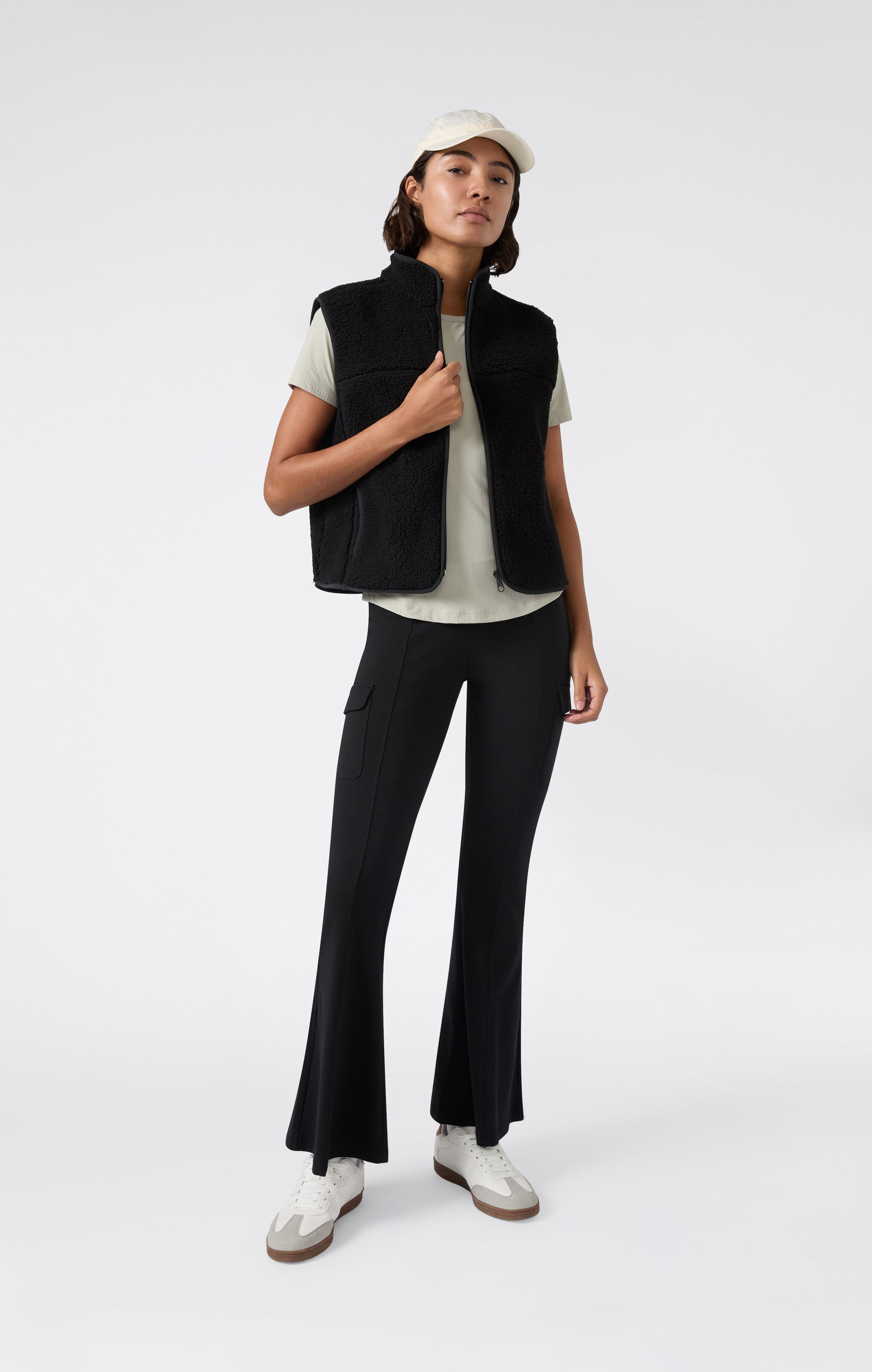 Damen-Slim-Fit-Polar-Teddy-Weste