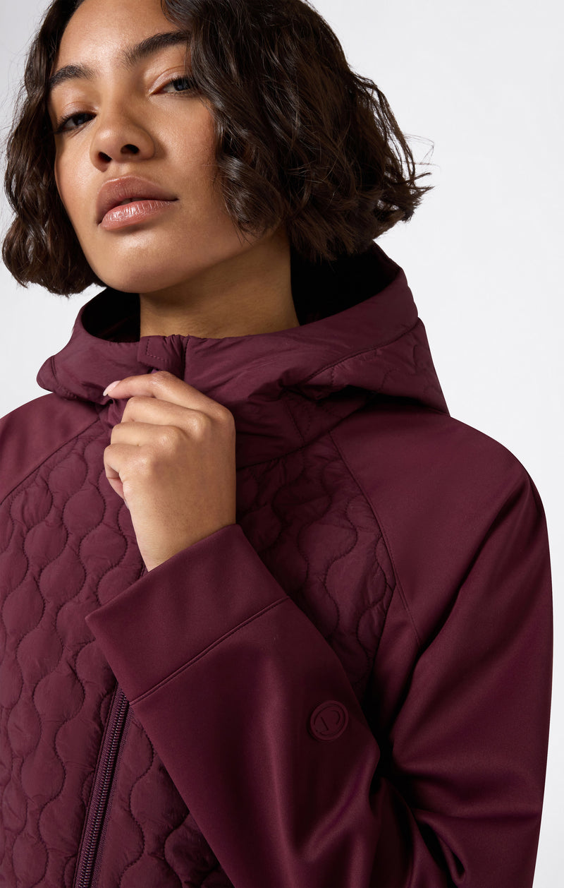 Chaqueta acolchada con capucha para mujer