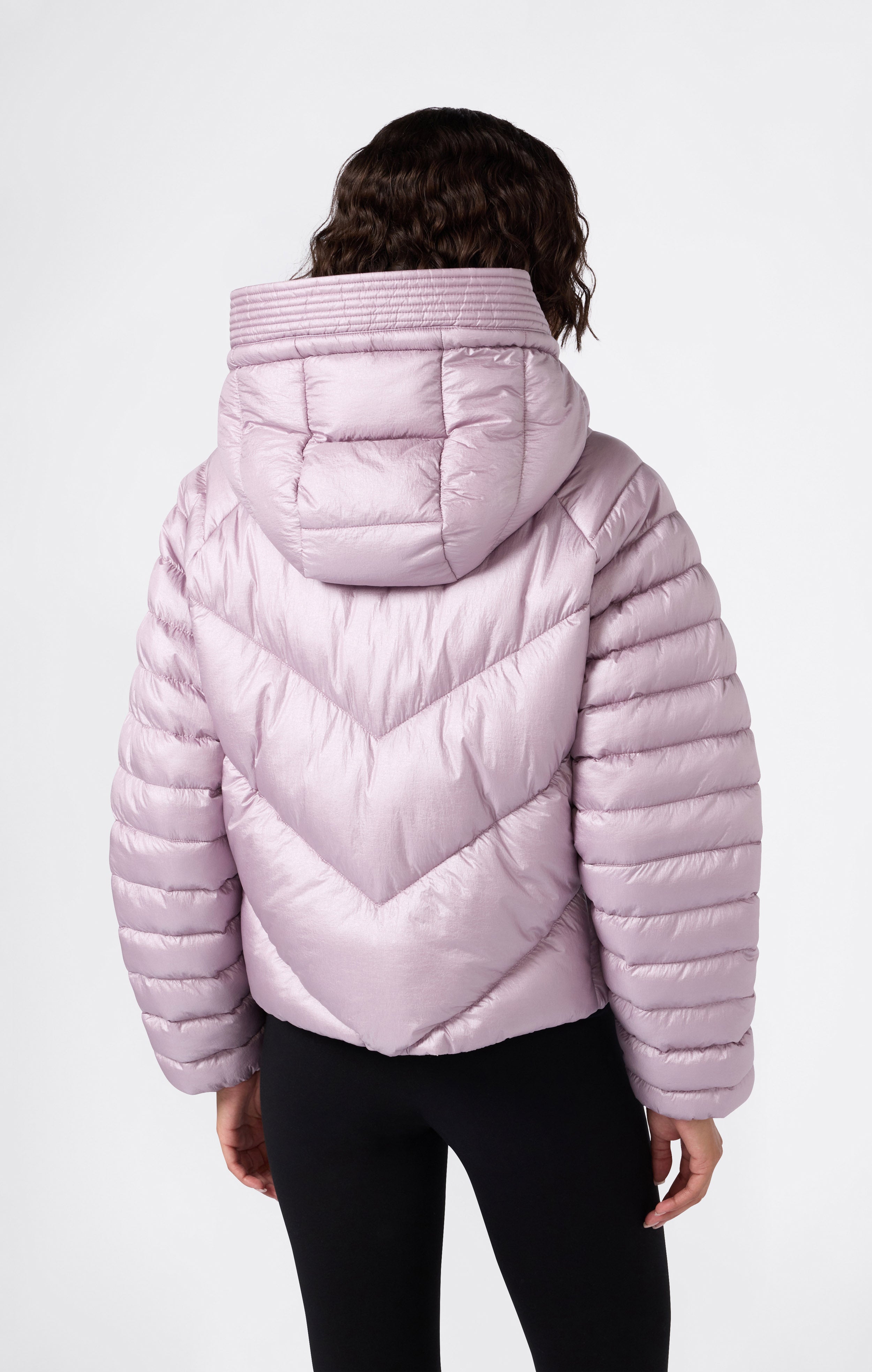 Glänzende Steppjacke mit Kapuze Damen