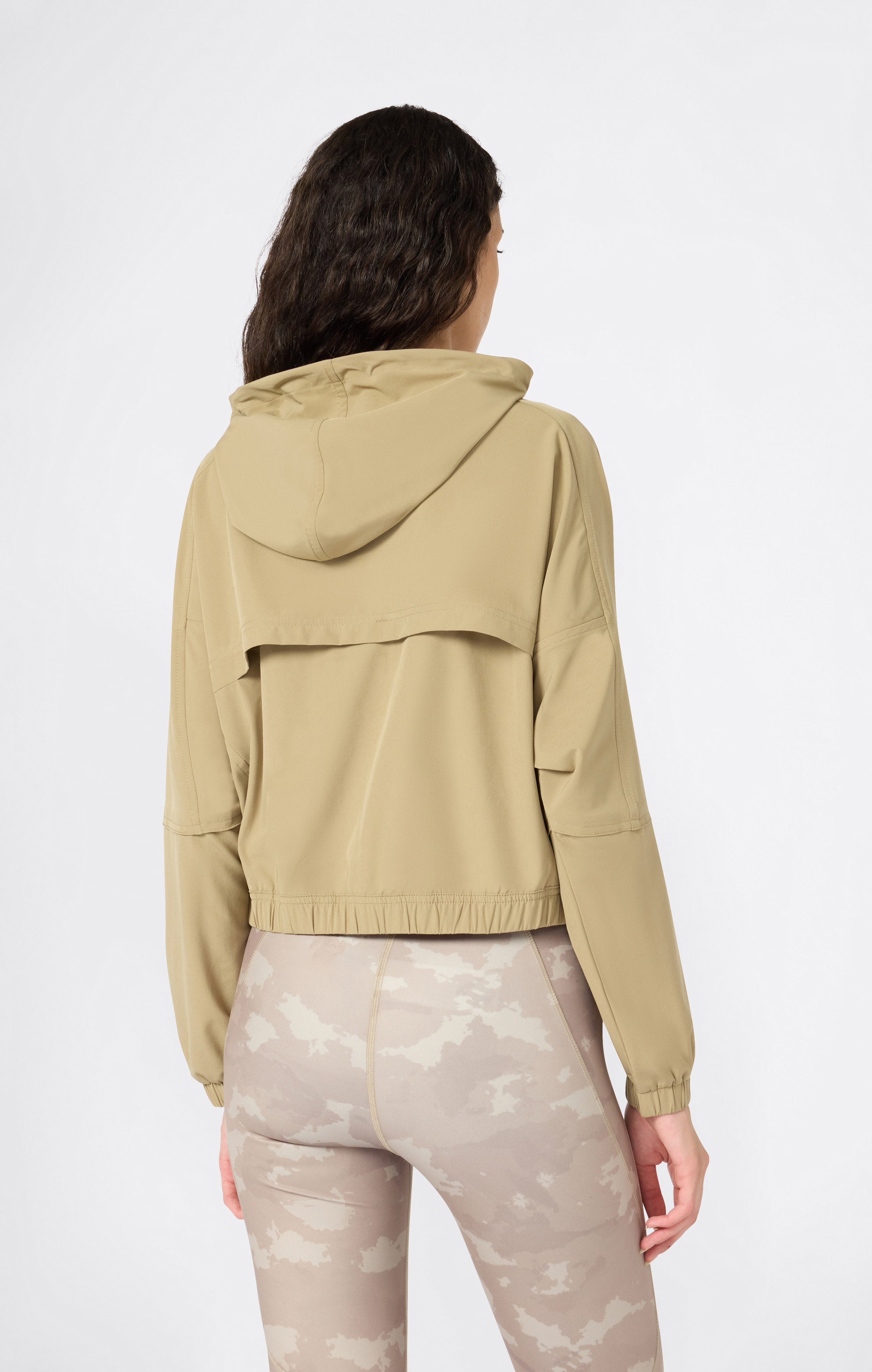 Veste Femme à Capuche Zippée en Tissu Stretch