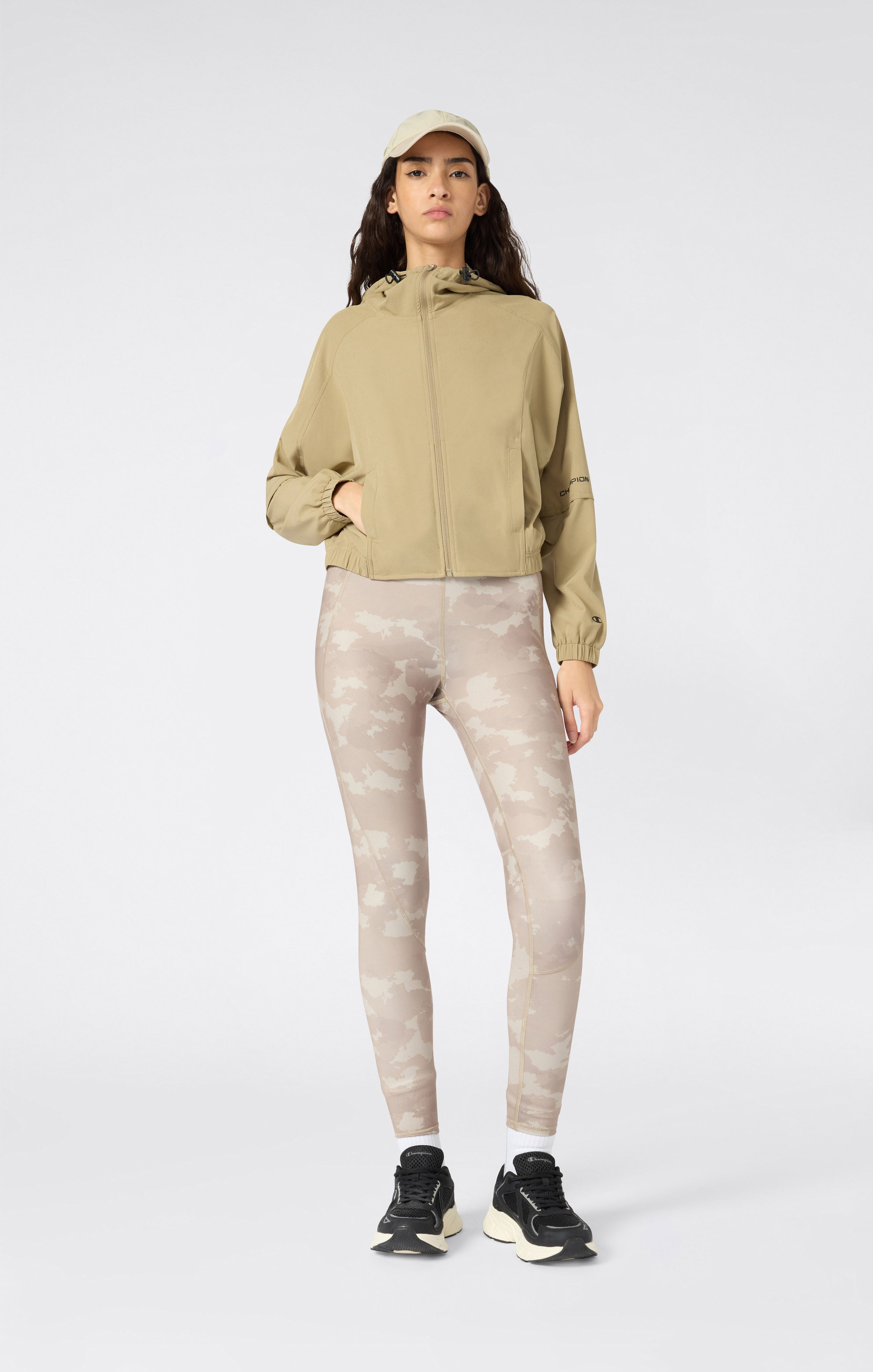 Veste Femme à Capuche Zippée en Tissu Stretch