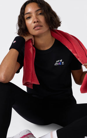 T-shirt Slim Fit con Grafica da Donna