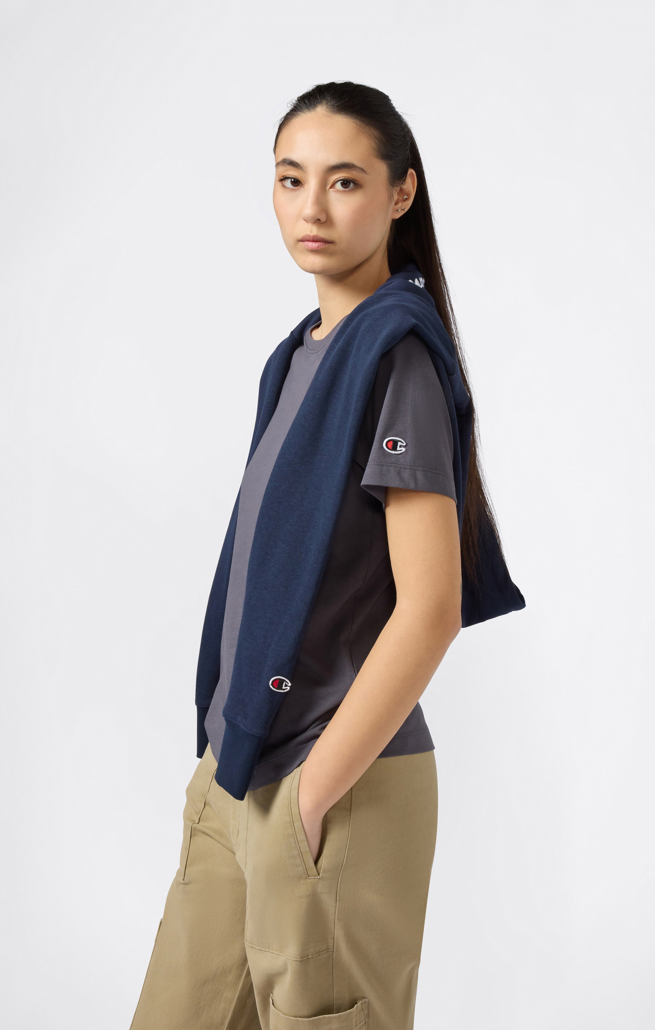 T-shirt Slim Fit con Grafica da Donna