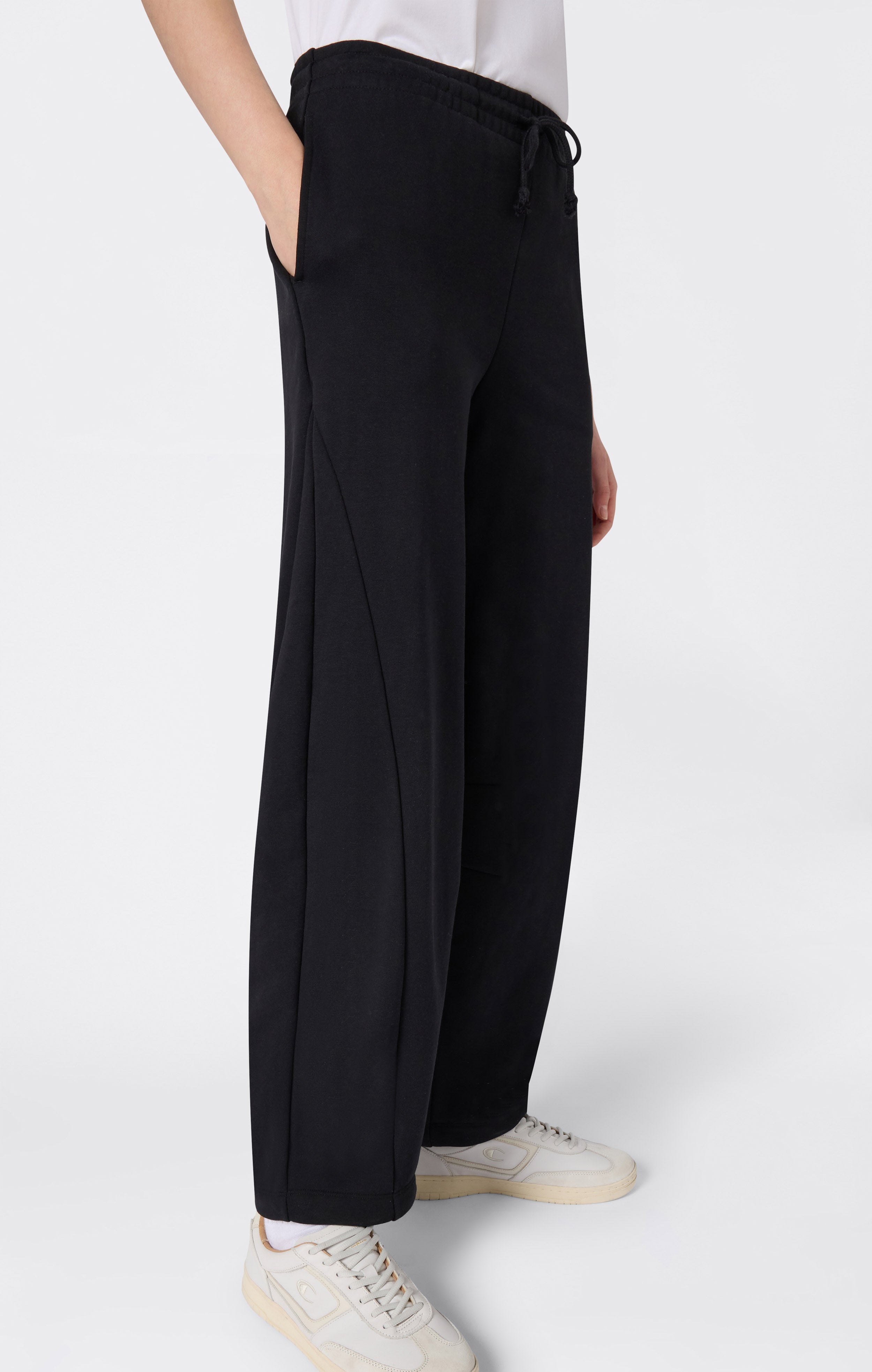 Women’s Lightweight Barrel Leg Jogger Pants Icons