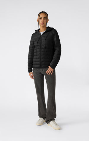 Gepolsterte Damenjacke mit Kapuze