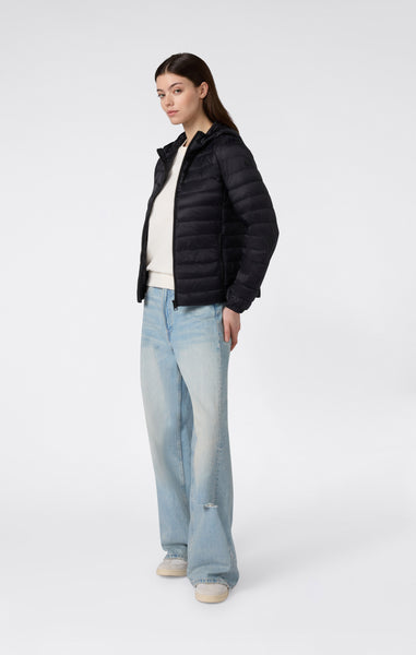 Gepolsterte Damenjacke mit Kapuze