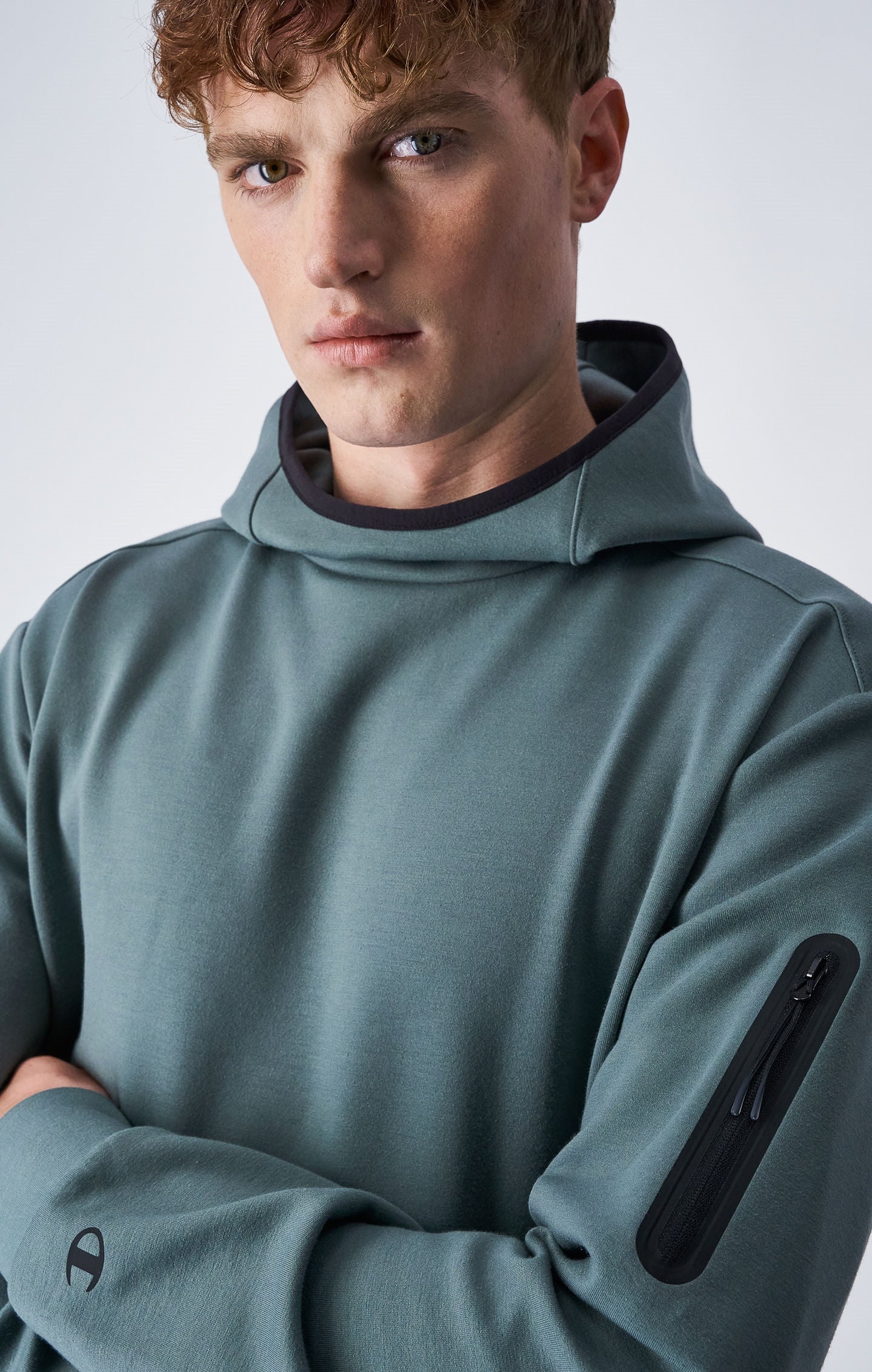 Minimal Zip Pocket Hoodie