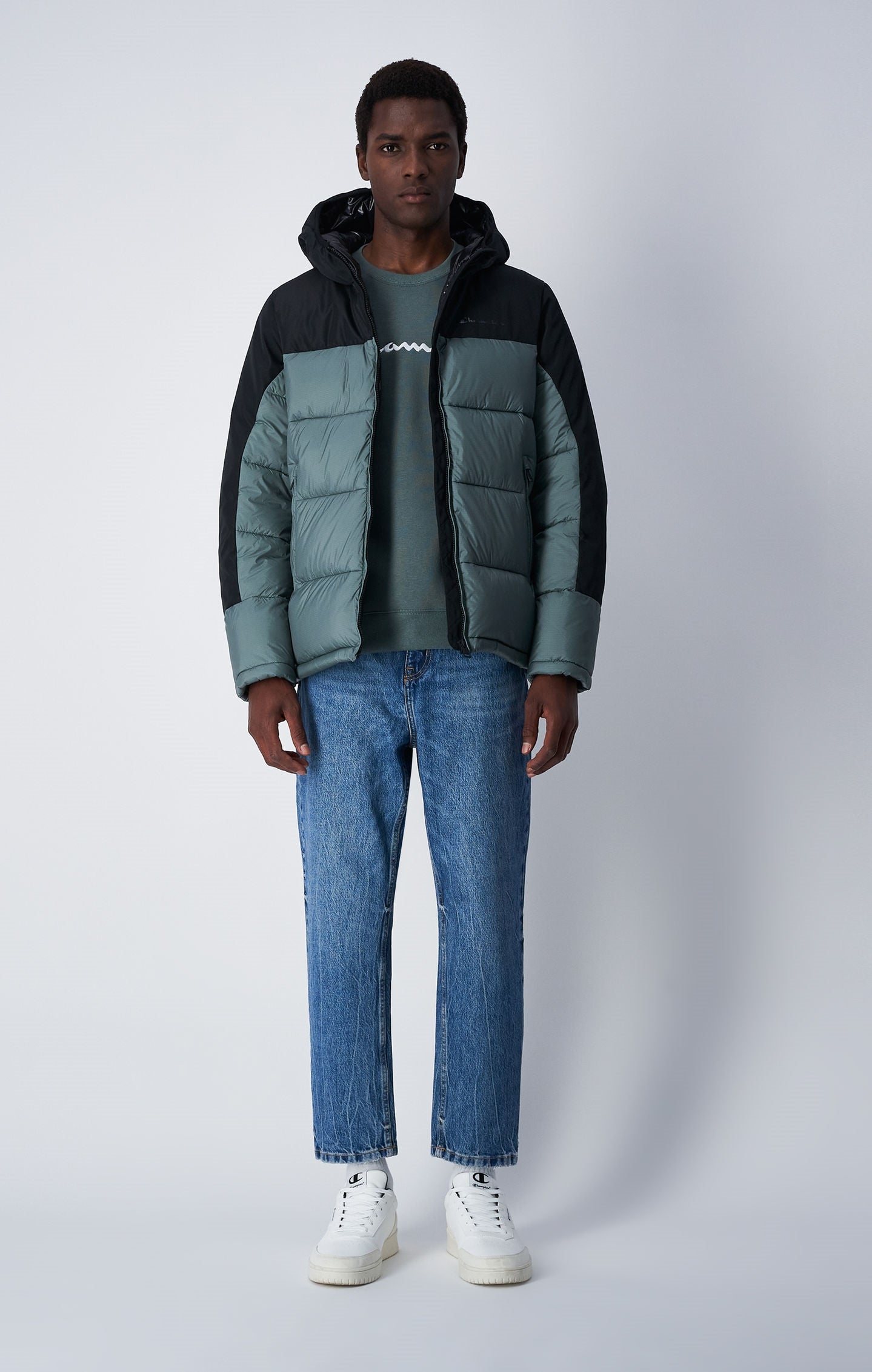 Piumino Pesante Con C Logo Patch