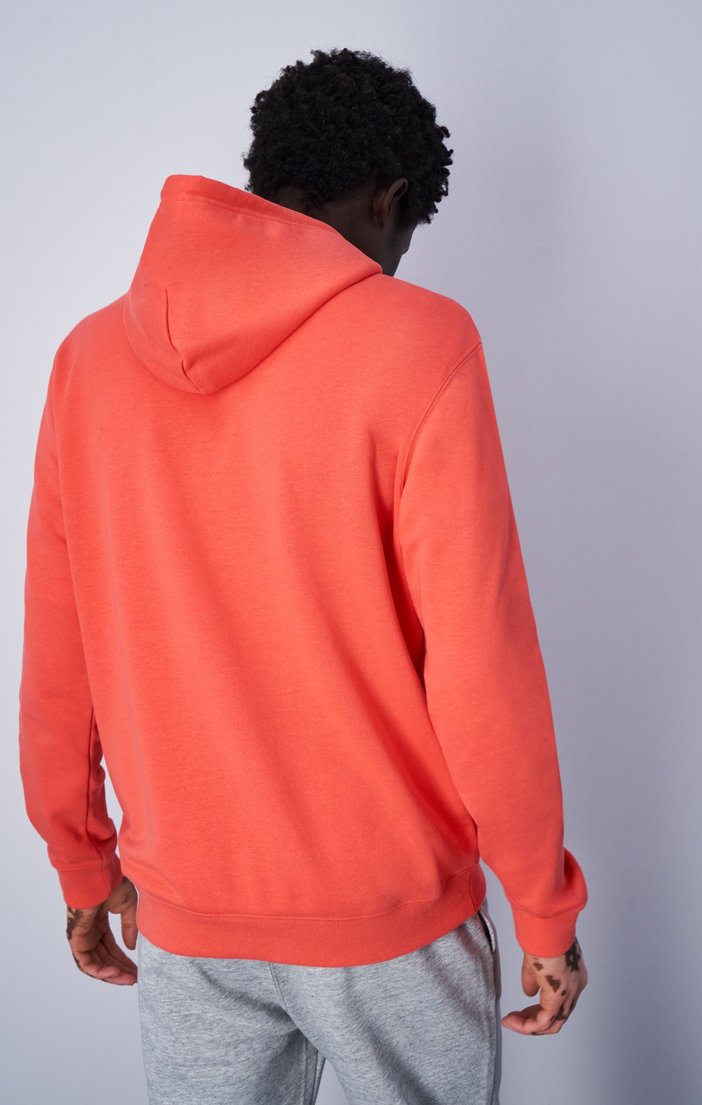 Kapuzenpullover mit neuem Champion-Logo