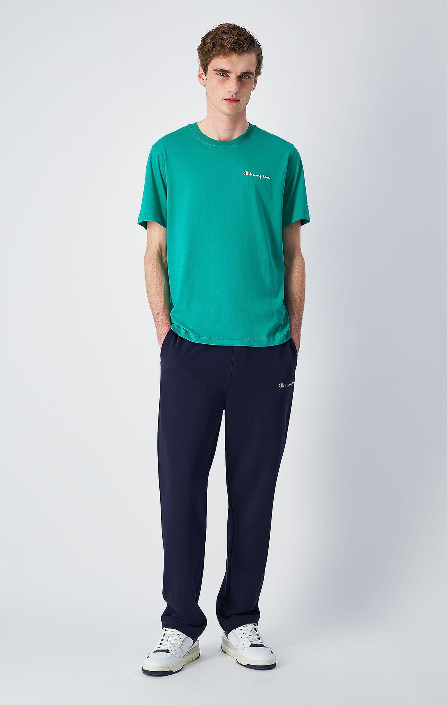 T-shirt in jersey di cotone con logo piccolo