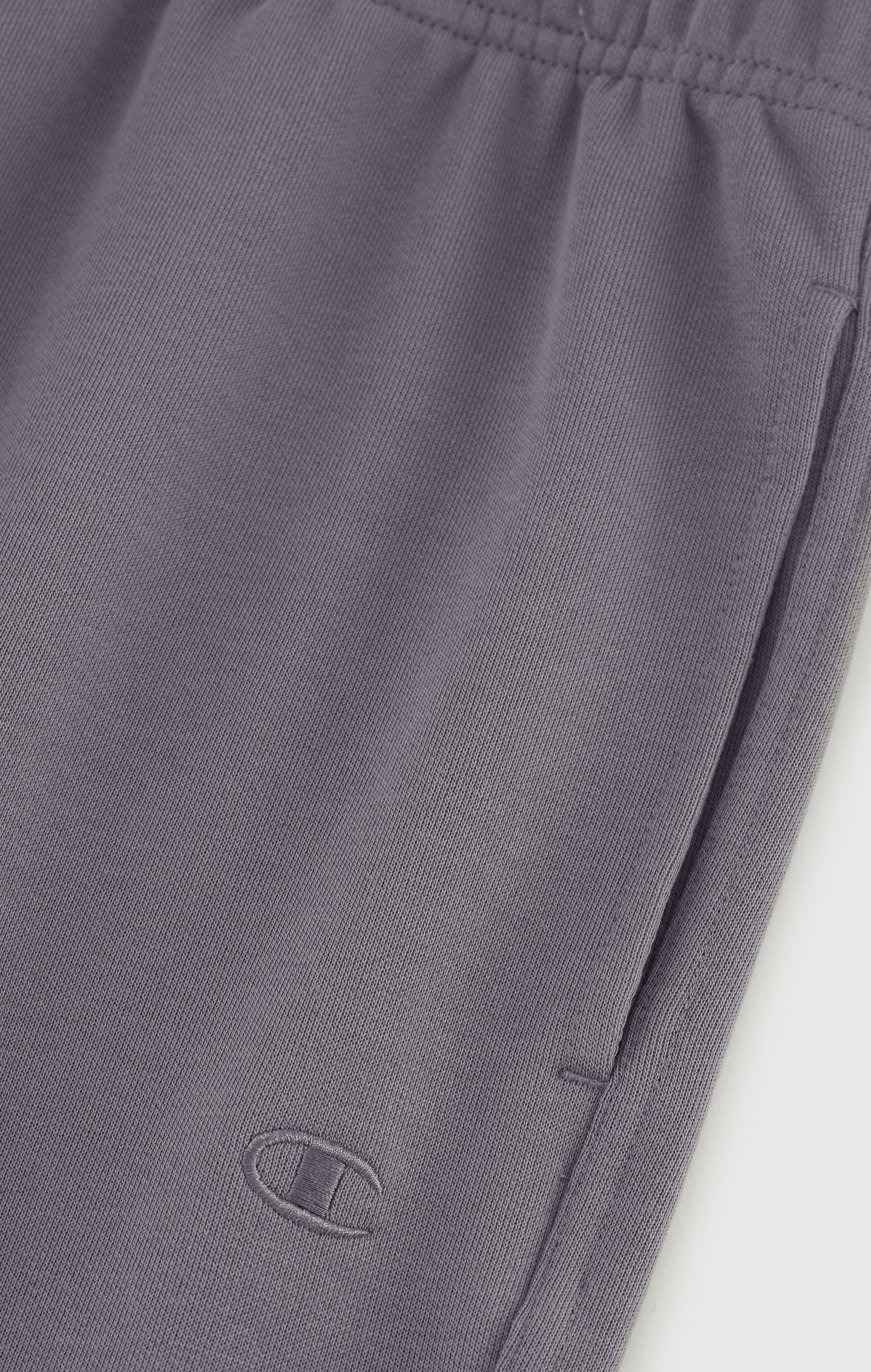 Bermuda con logo tono su tono