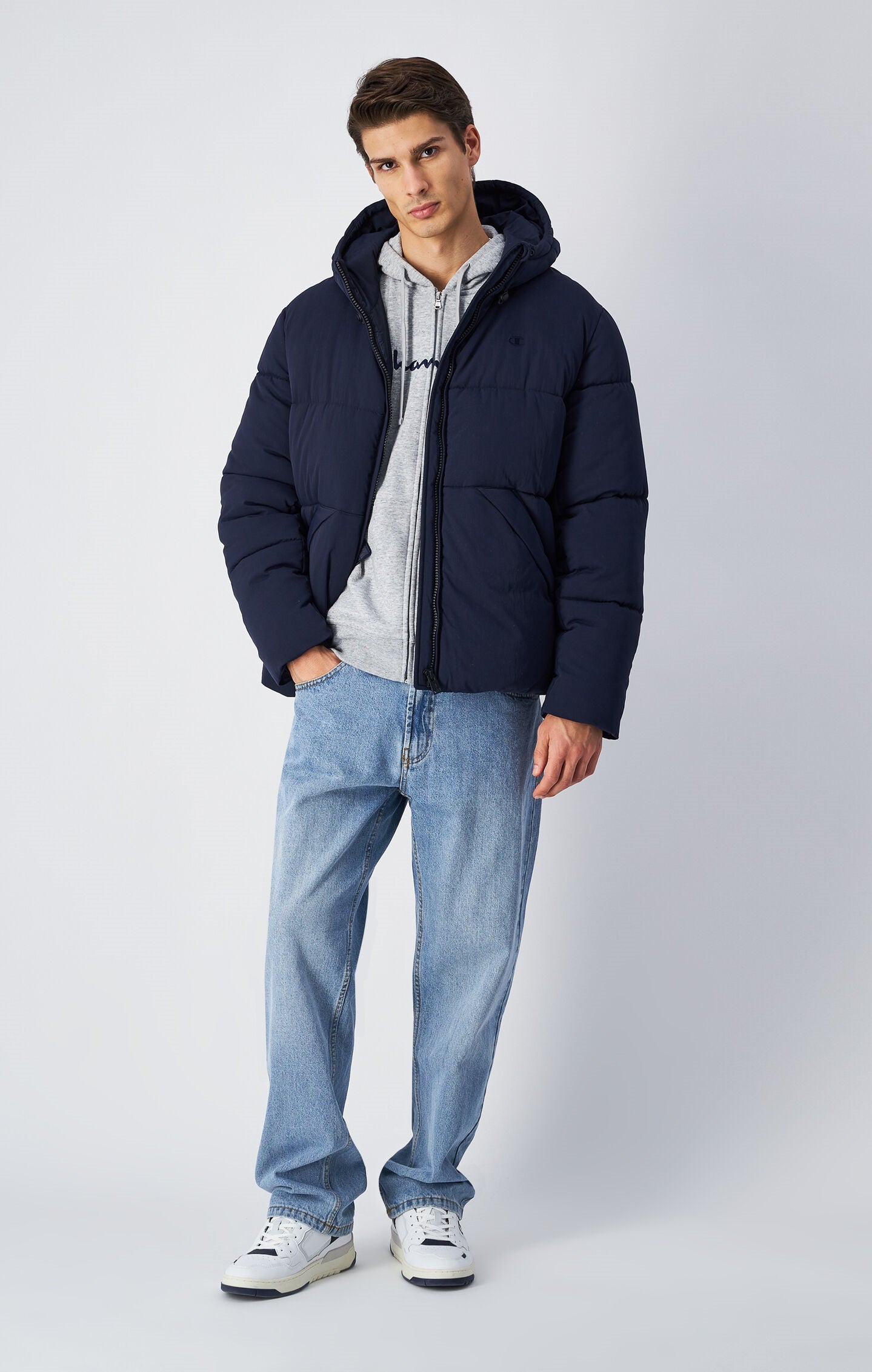 Piumino pesante con cappuccio