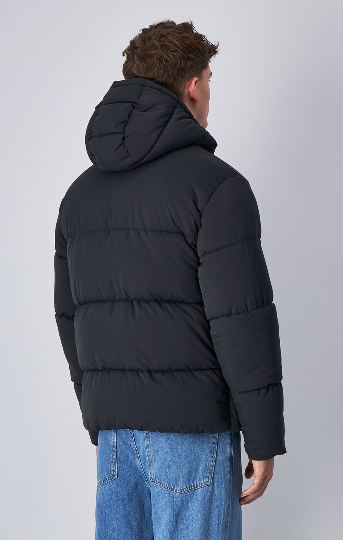 Piumino pesante con cappuccio