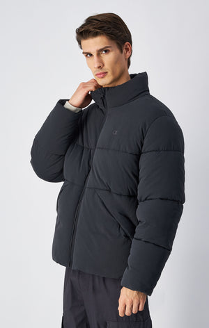 Piumino pesante a collo alto