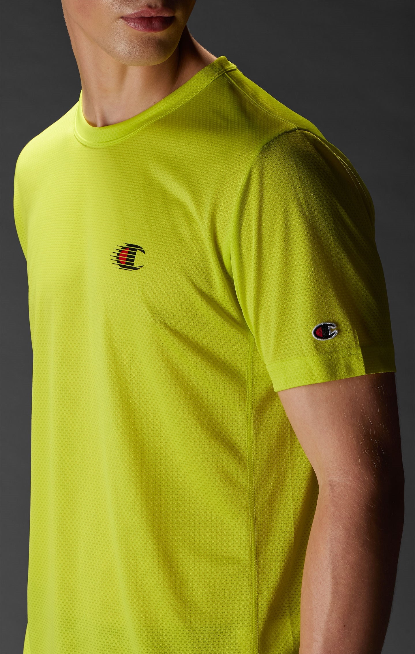 T-shirt in mesh Athletic con logo C