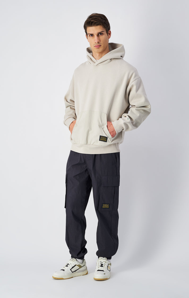 Hoodie aus schwerem recyceltem Fleece aus Kreislaufwirtschaft