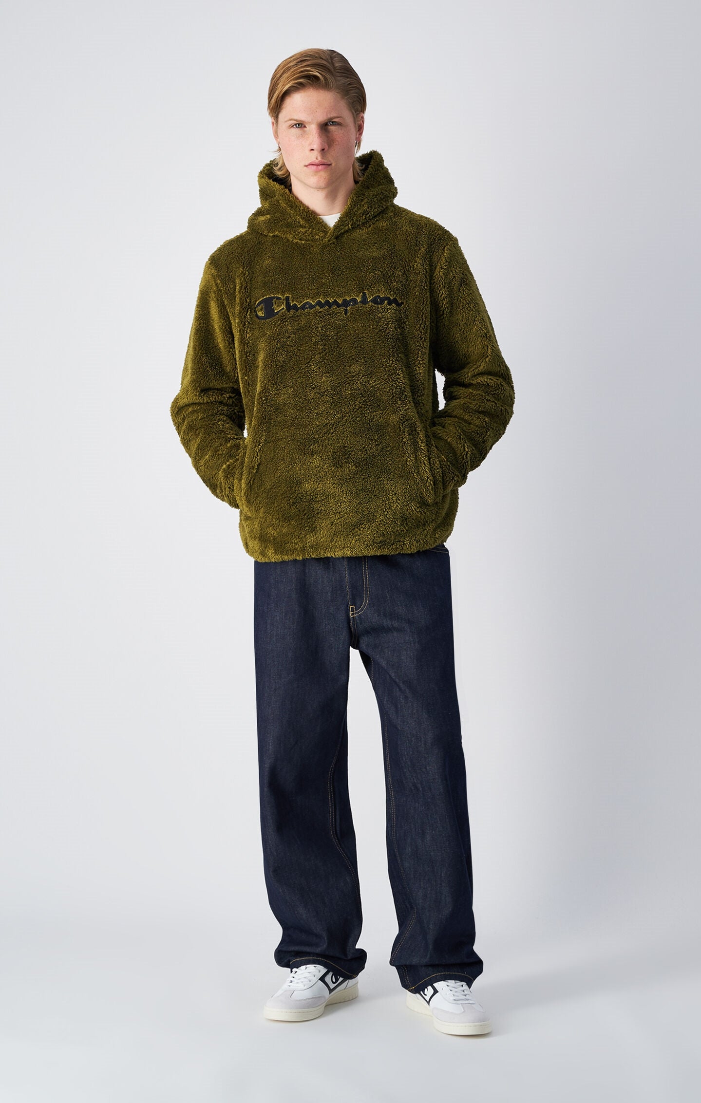 Sweatshirt à capuche en polaire teddy