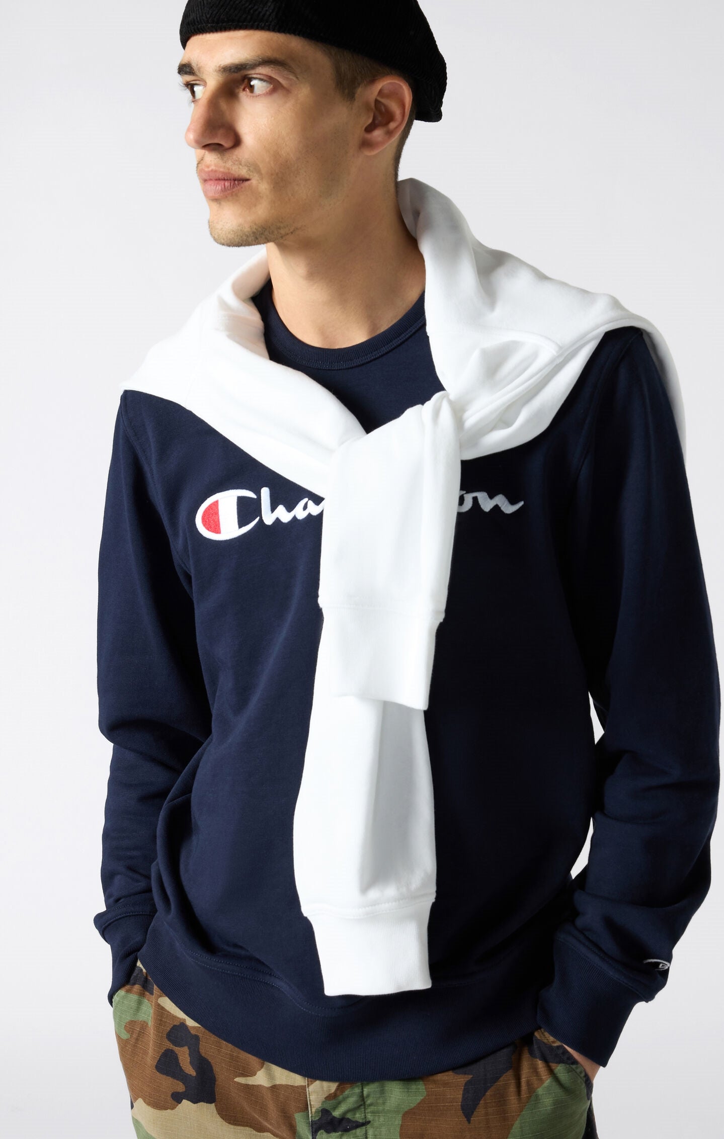 Men's Icons Lightweight Slim Fit Crewneck Sweatshirt