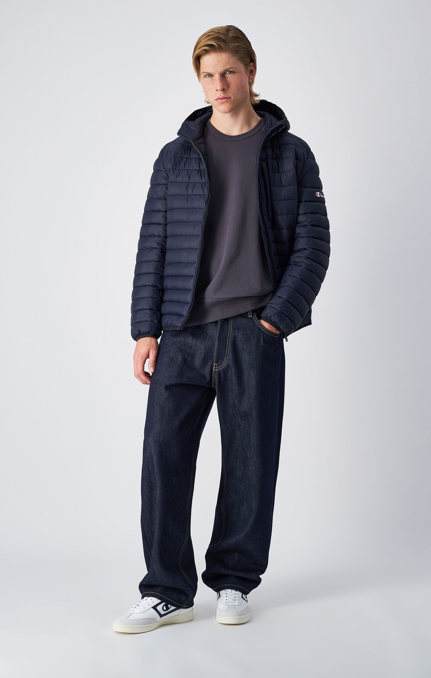 Sweat Léger avec Logo Brodé Ton sur Ton Homme