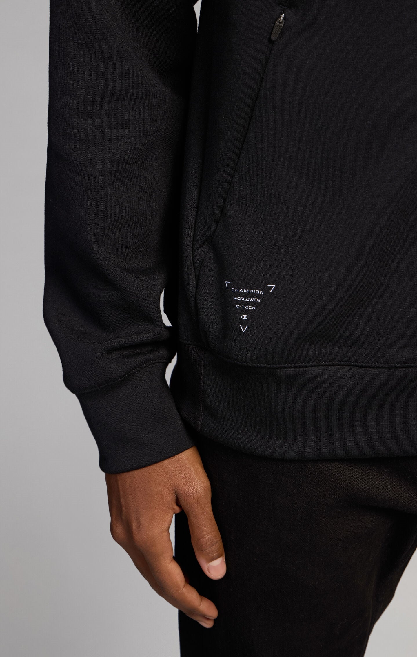 Men's Slim Fit Hooded Zip Sweatshirt in Stretch Interlock C-Tech