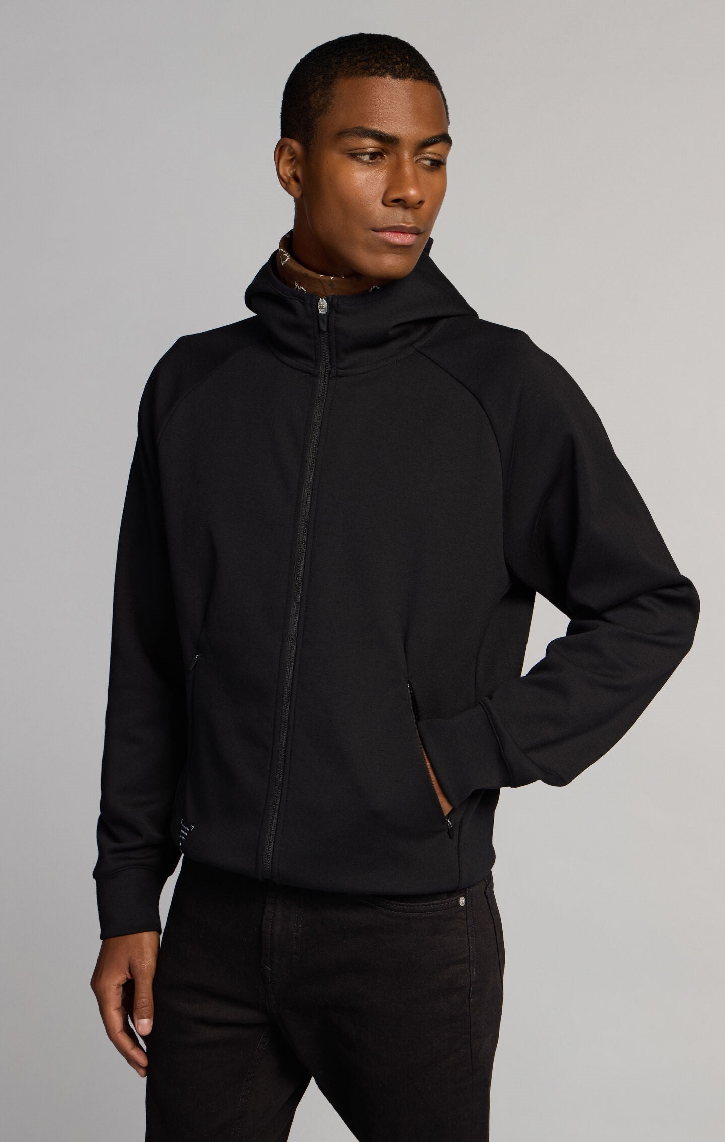 Men's Slim Fit Hooded Zip Sweatshirt in Stretch Interlock C-Tech