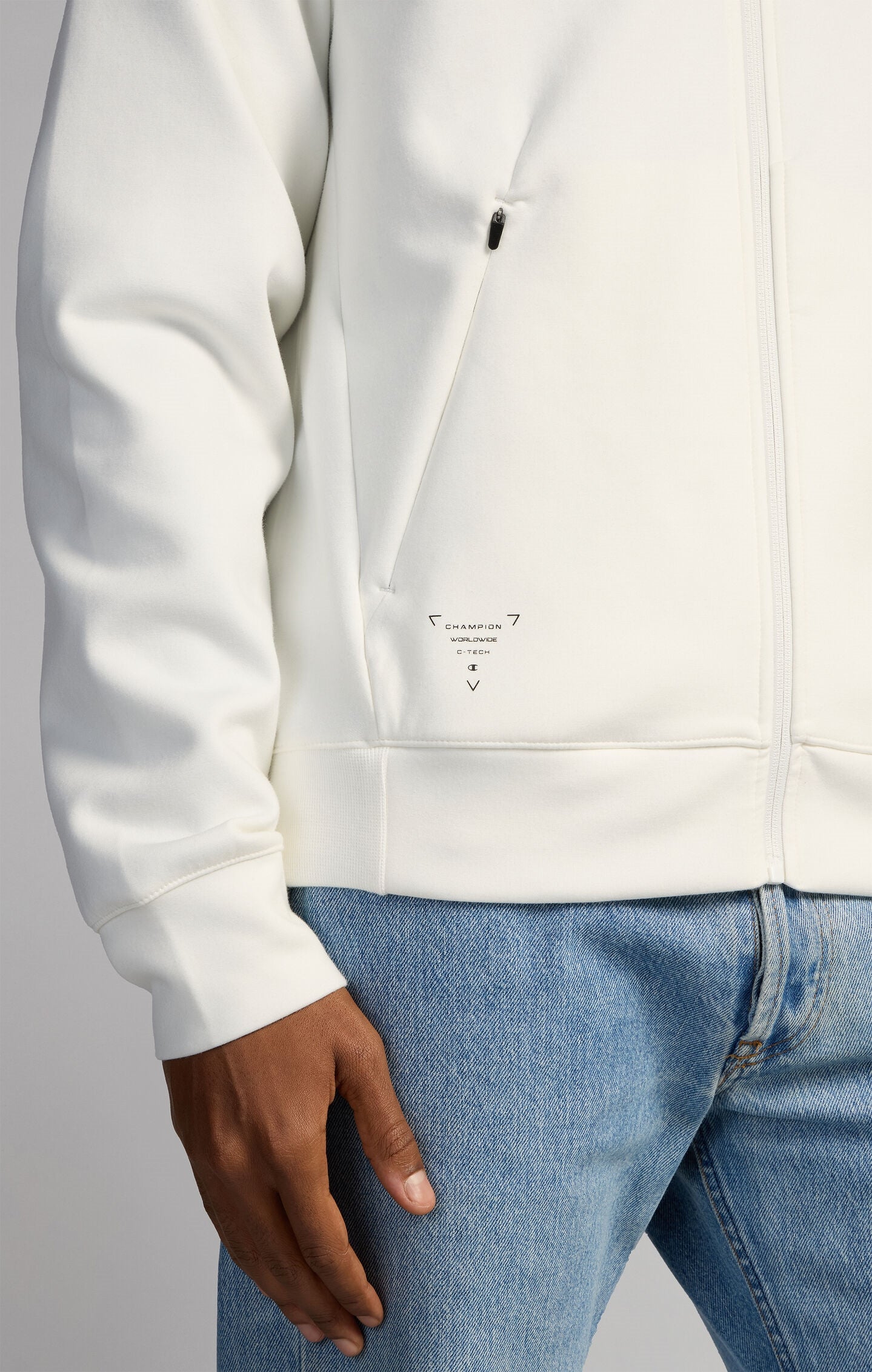 Men's Slim Fit Hooded Zip Sweatshirt in Stretch Interlock C-Tech