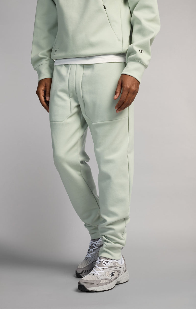 Pantalón Jogger para Hombre Slim Fit con Puños de Canalé en Interlock Elástico C-Tech