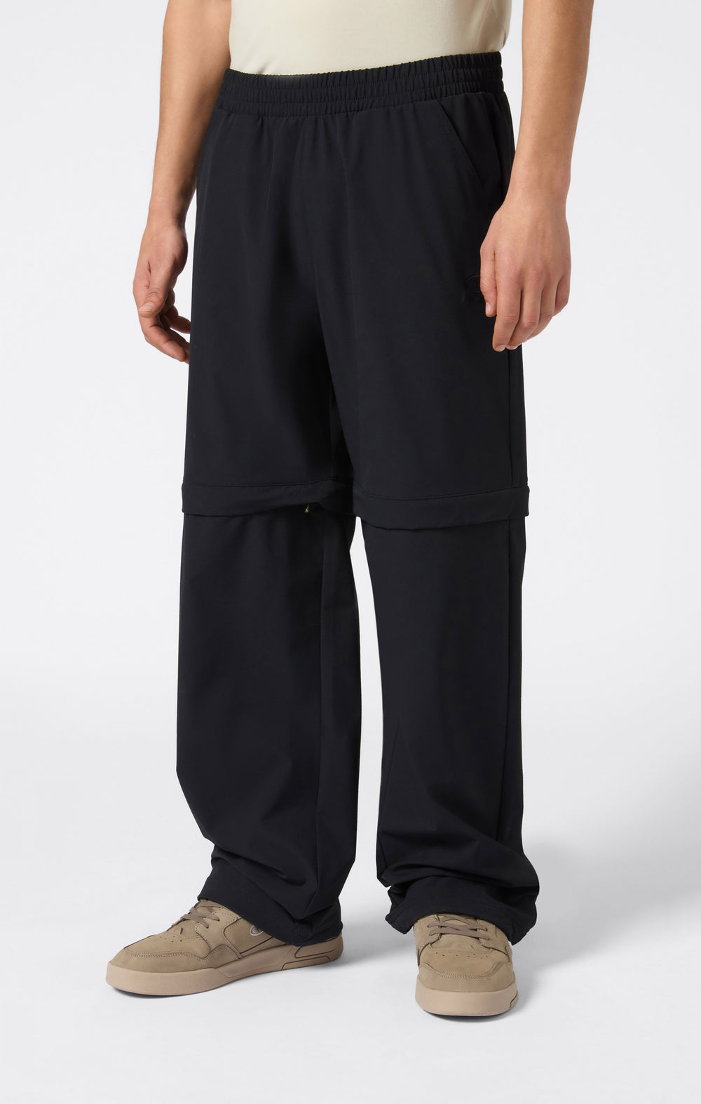 Pantaloni da Uomo in Nylon a Fit Largo Convertibili con Polsini Elasticizzati