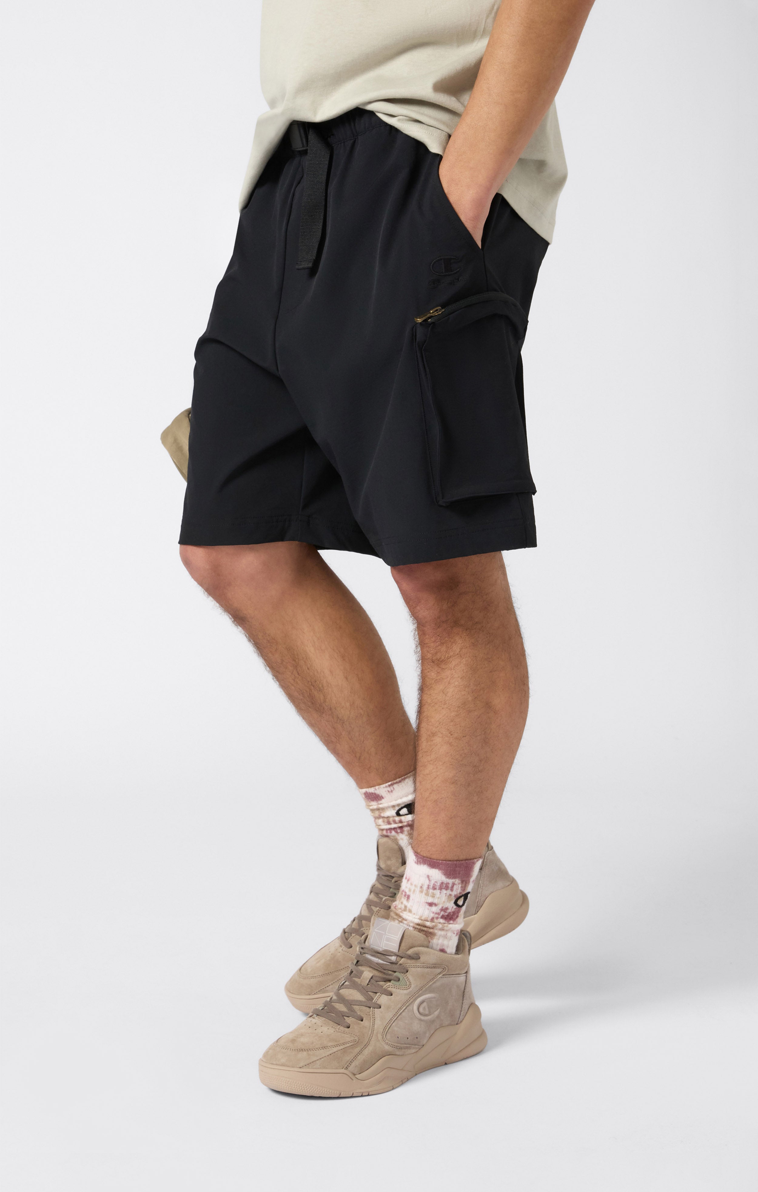 Men's Loose Fit Woven Cargo Shorts
