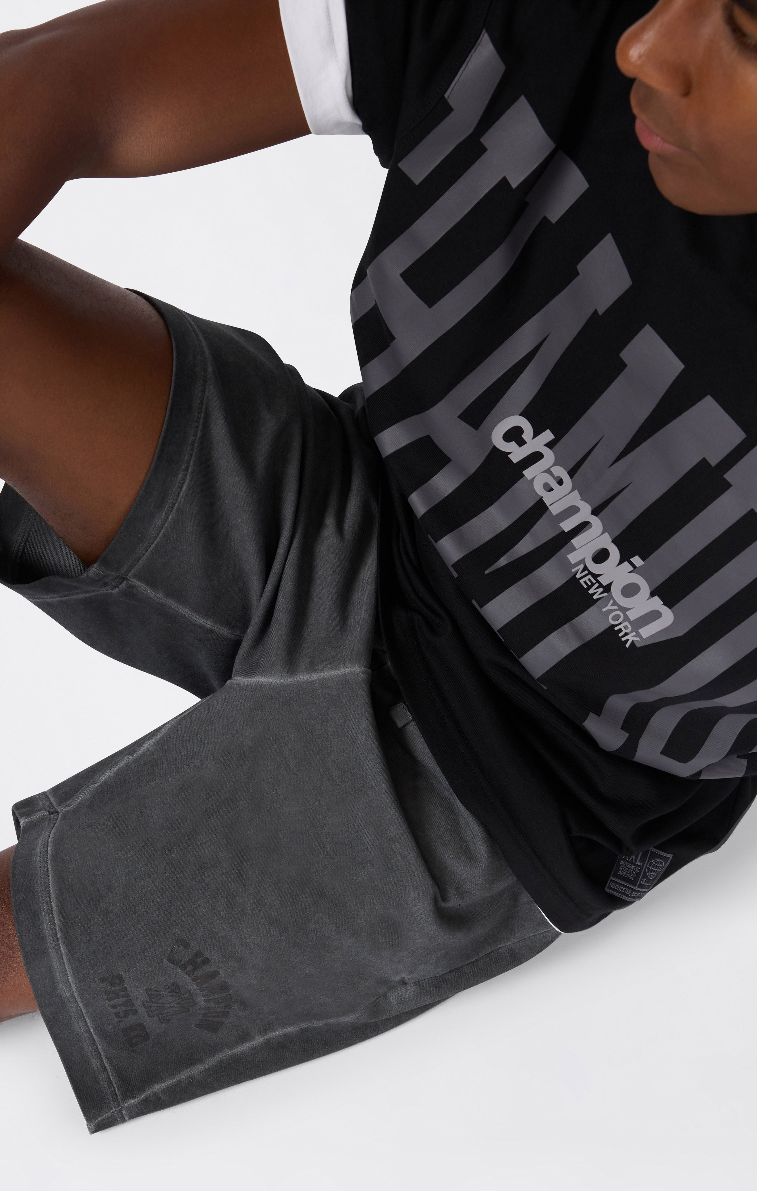 Men’s Washed Stretch Terry 7'' Shorts