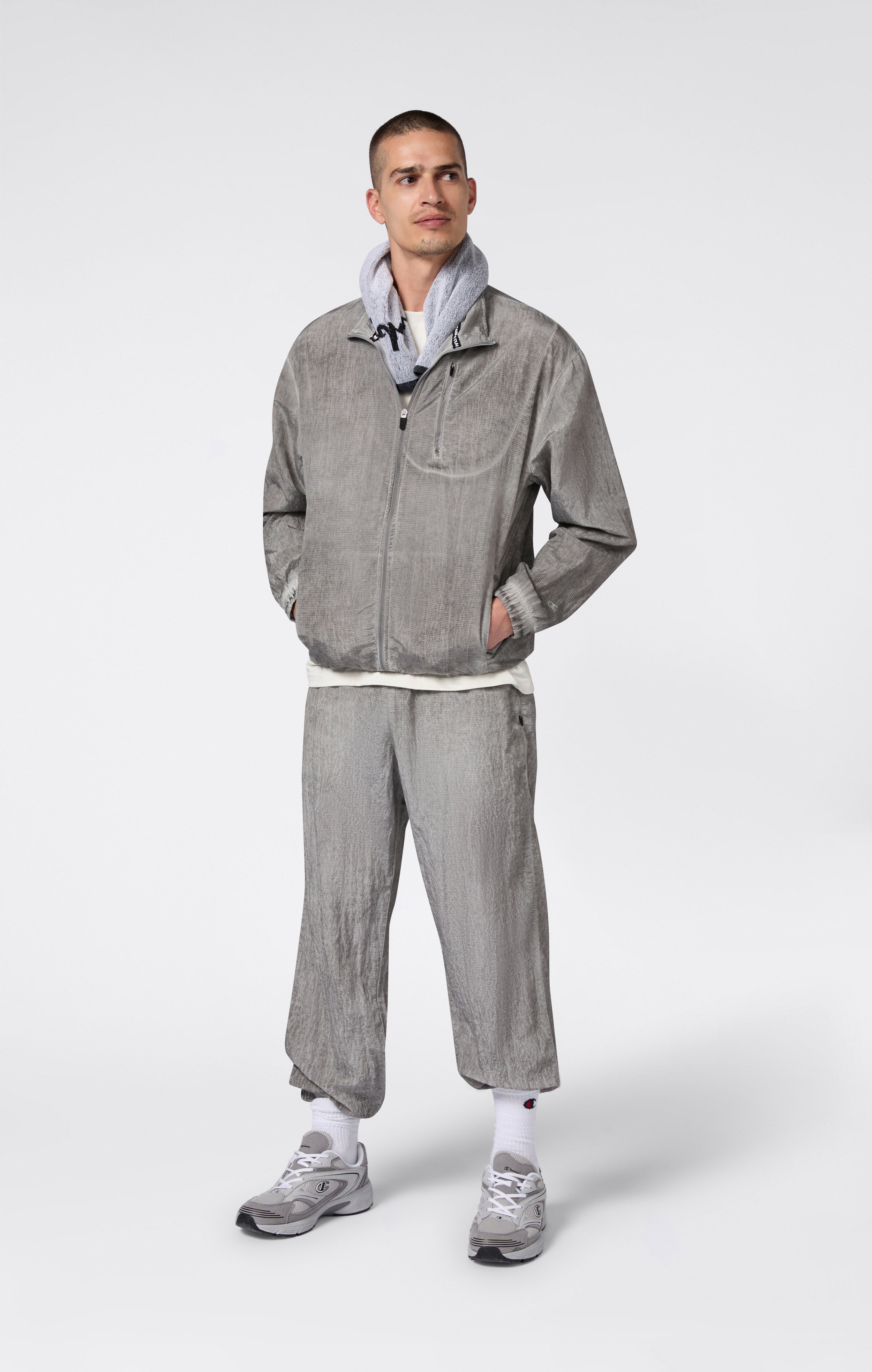 Top Uomo In Nylon Con Zip Intera Effetto Slavato