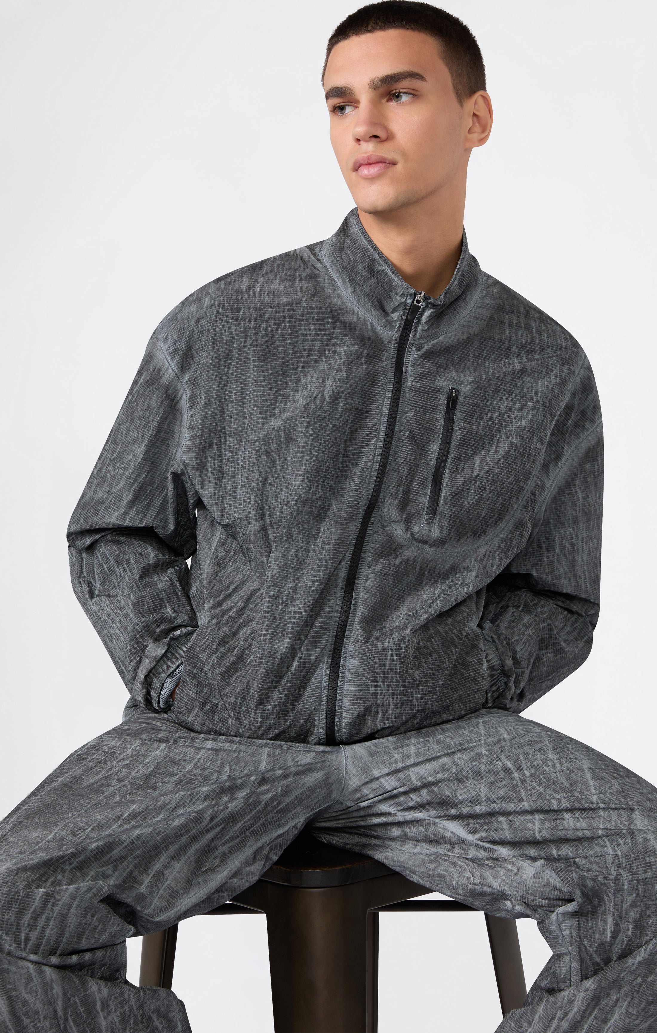 Men’s Washed Full Zip Nylon Top