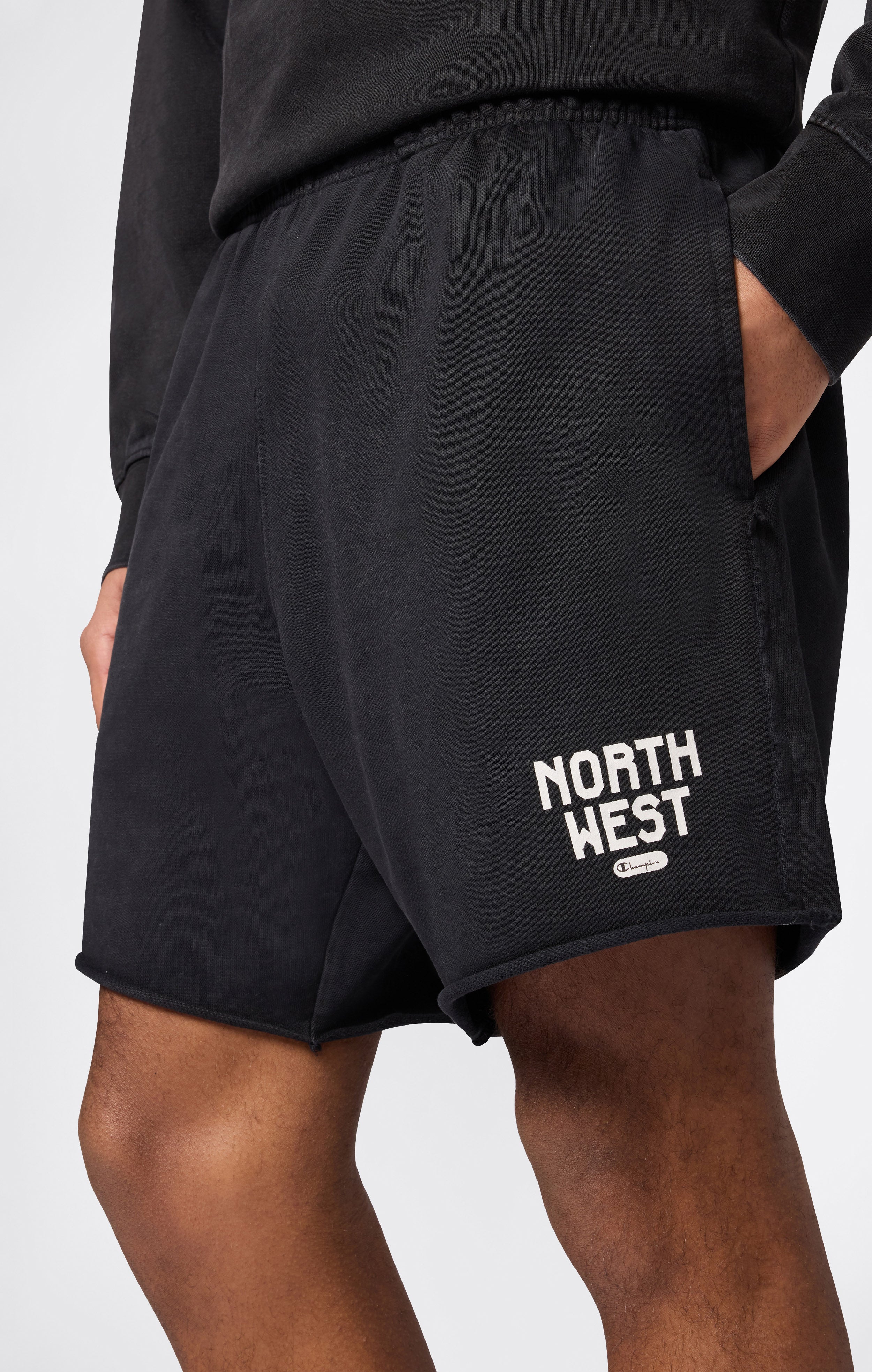 Men’s 7" East West Shorts