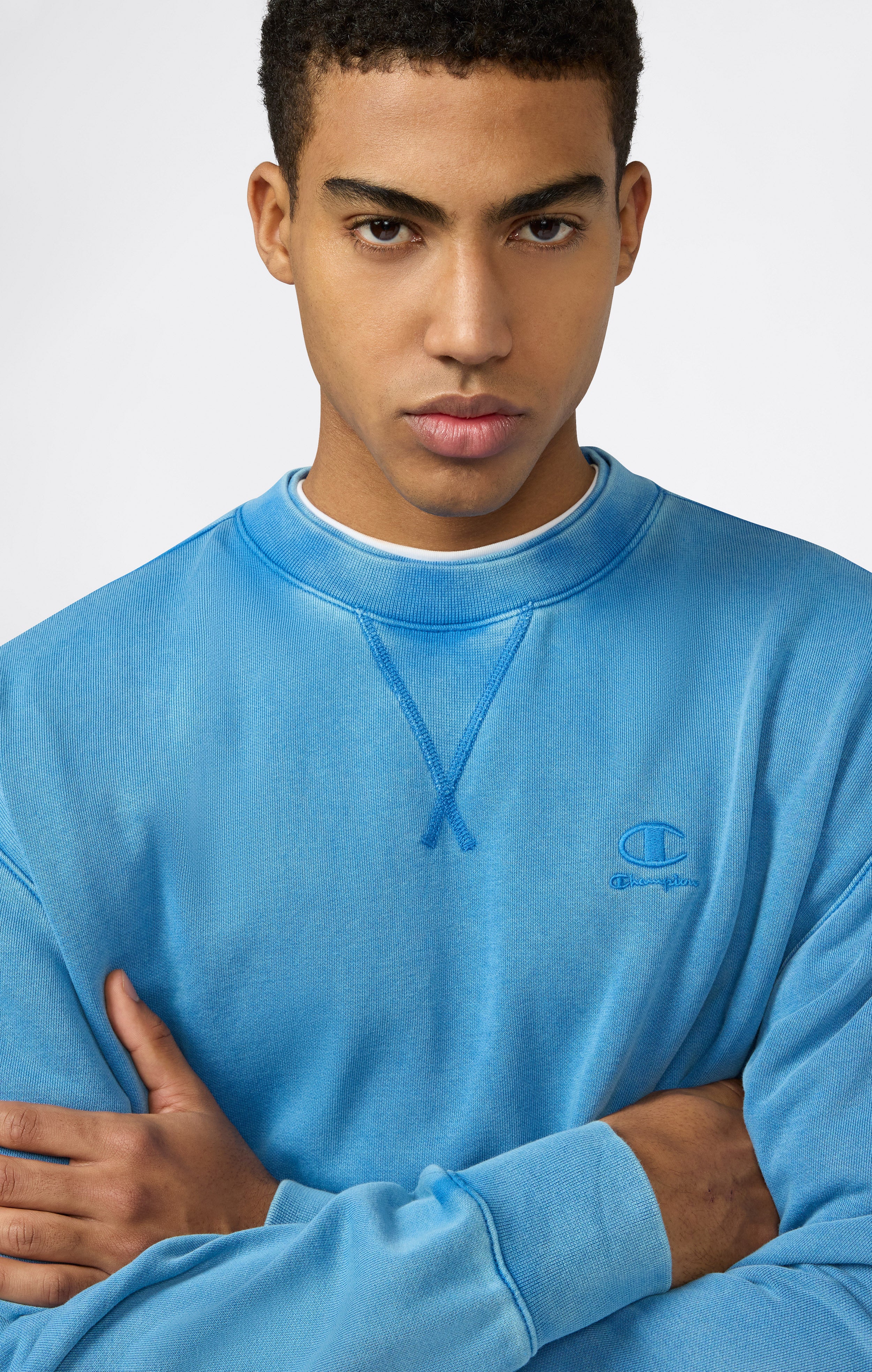 Herren Crewneck Sweatshirt mit gesticktem Logo und Washed-Effekt Icons