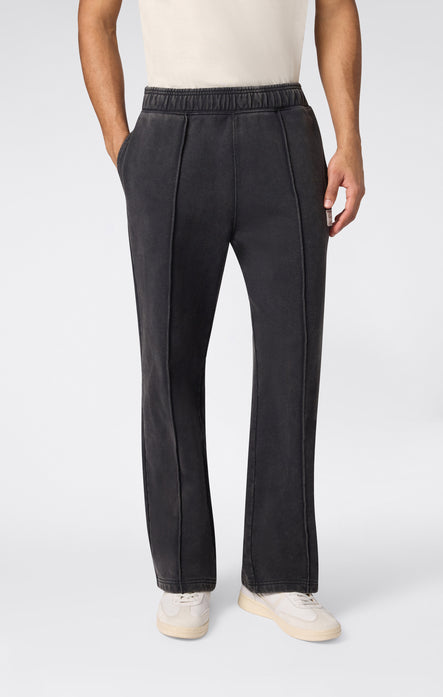 Men’s Pants with Stitched Pleat and Washed Effect